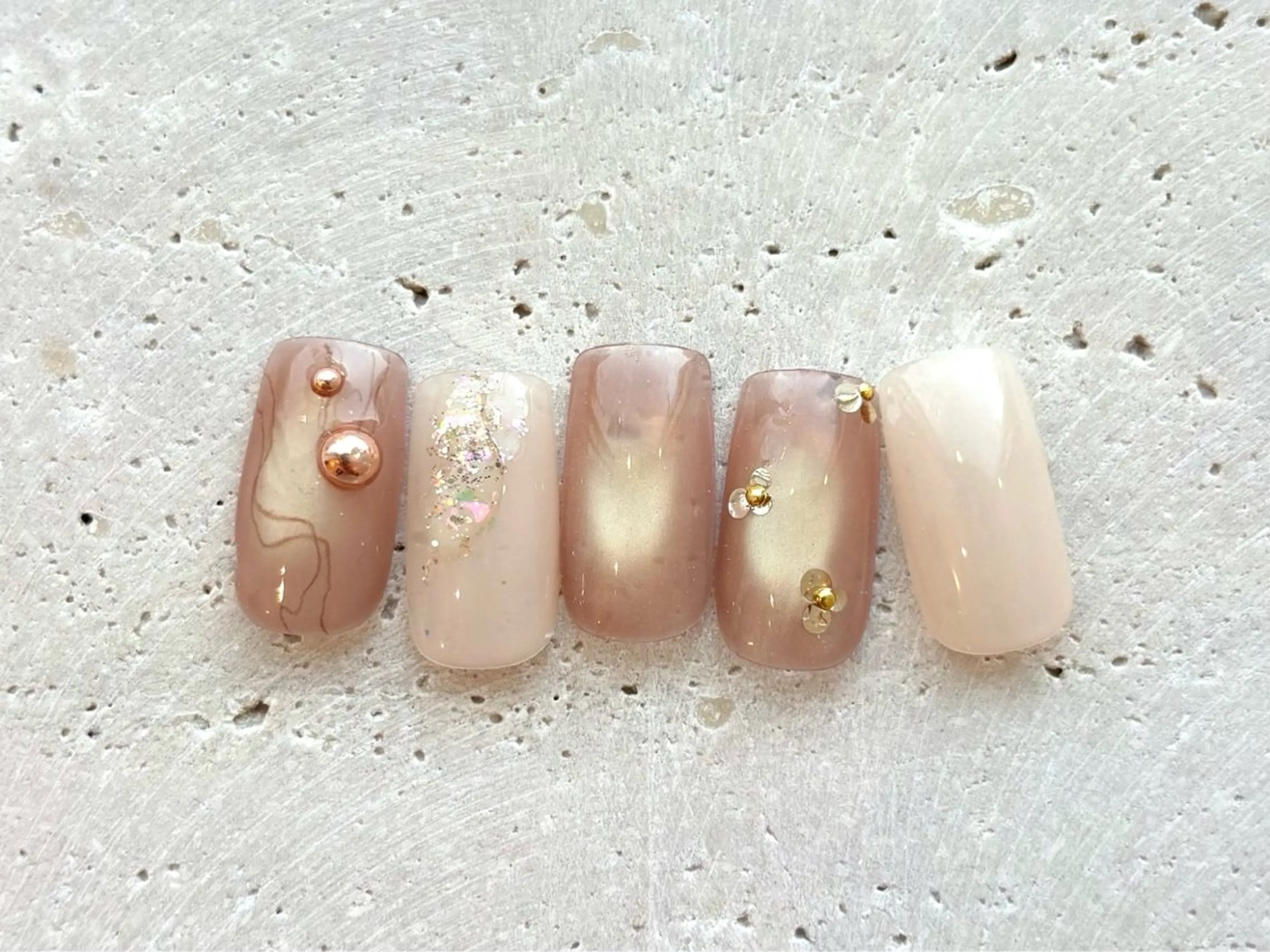 【ミニモ限定🧸】10種類から選べるstandard art💅✨（オフ有り）の写真