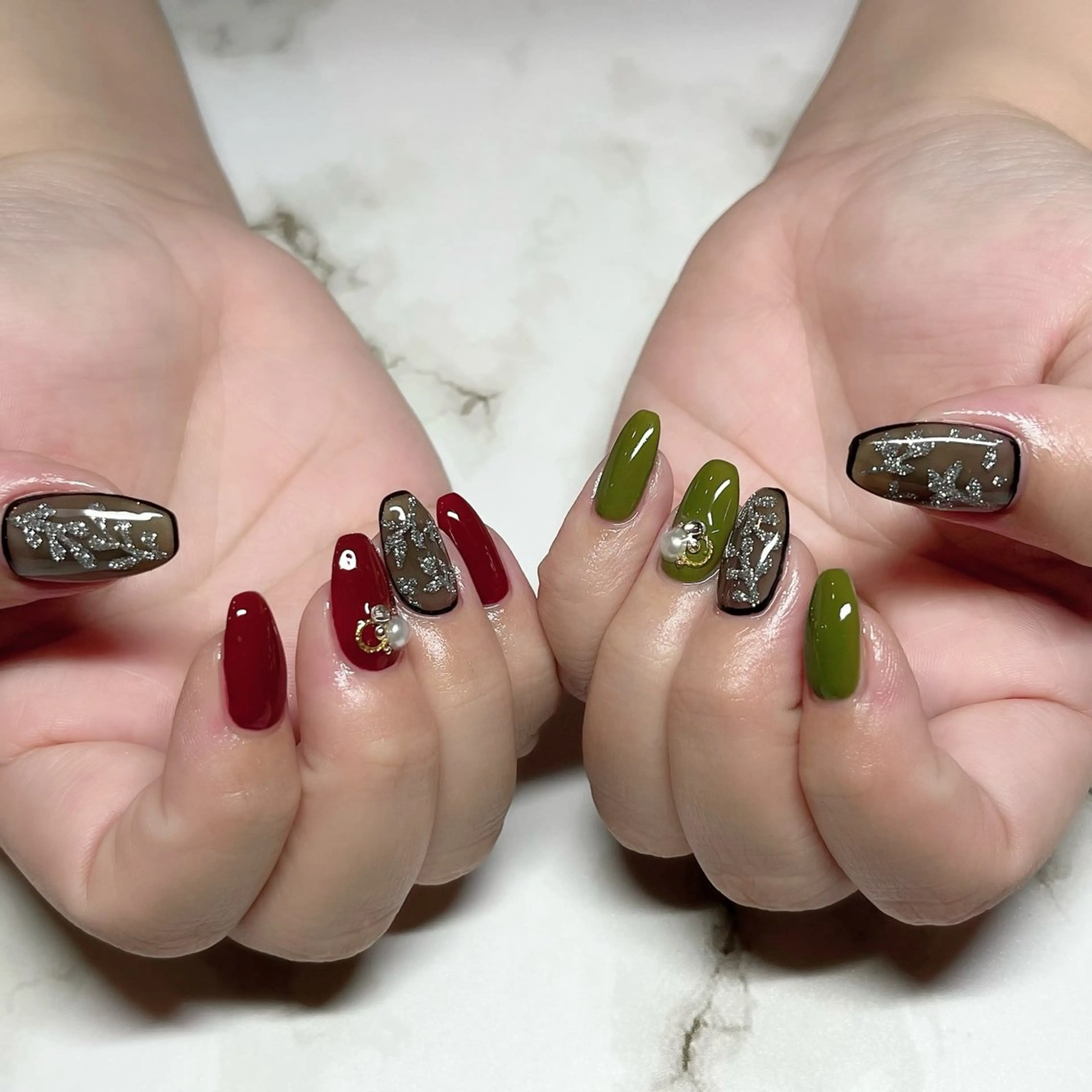 ネイル RuxuryNail ／RiAnnaのネイルデザイン