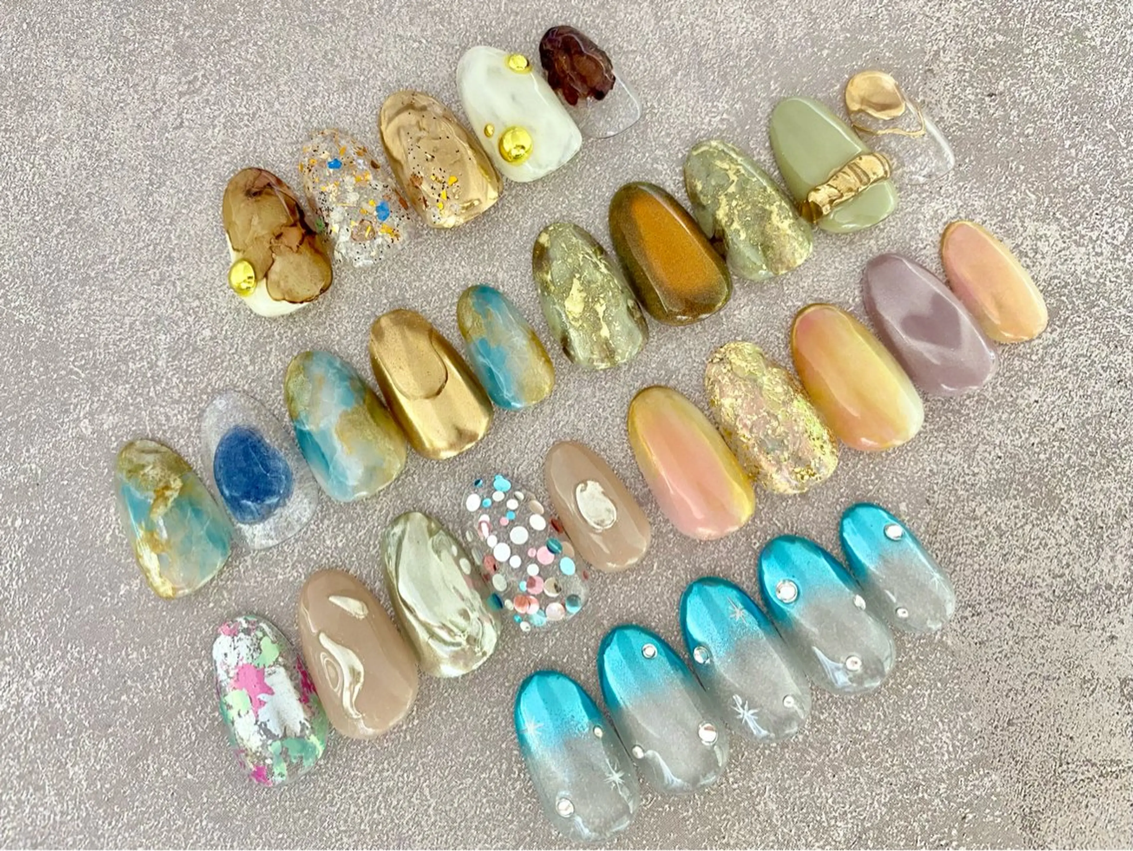 ネイル ハンドネイル フジタ エリカのネイルデザイン