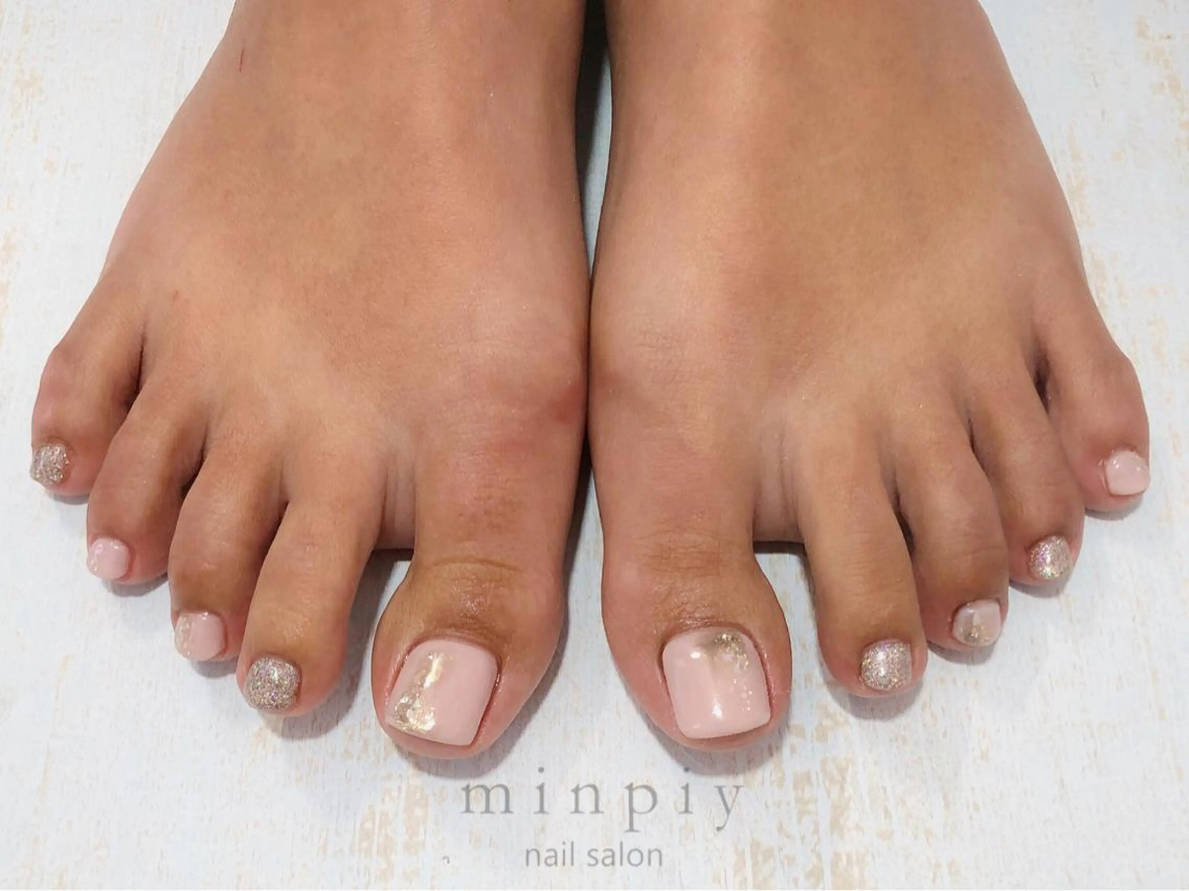 ネイル フットネイル 𖡼 yumenoのネイルデザイン