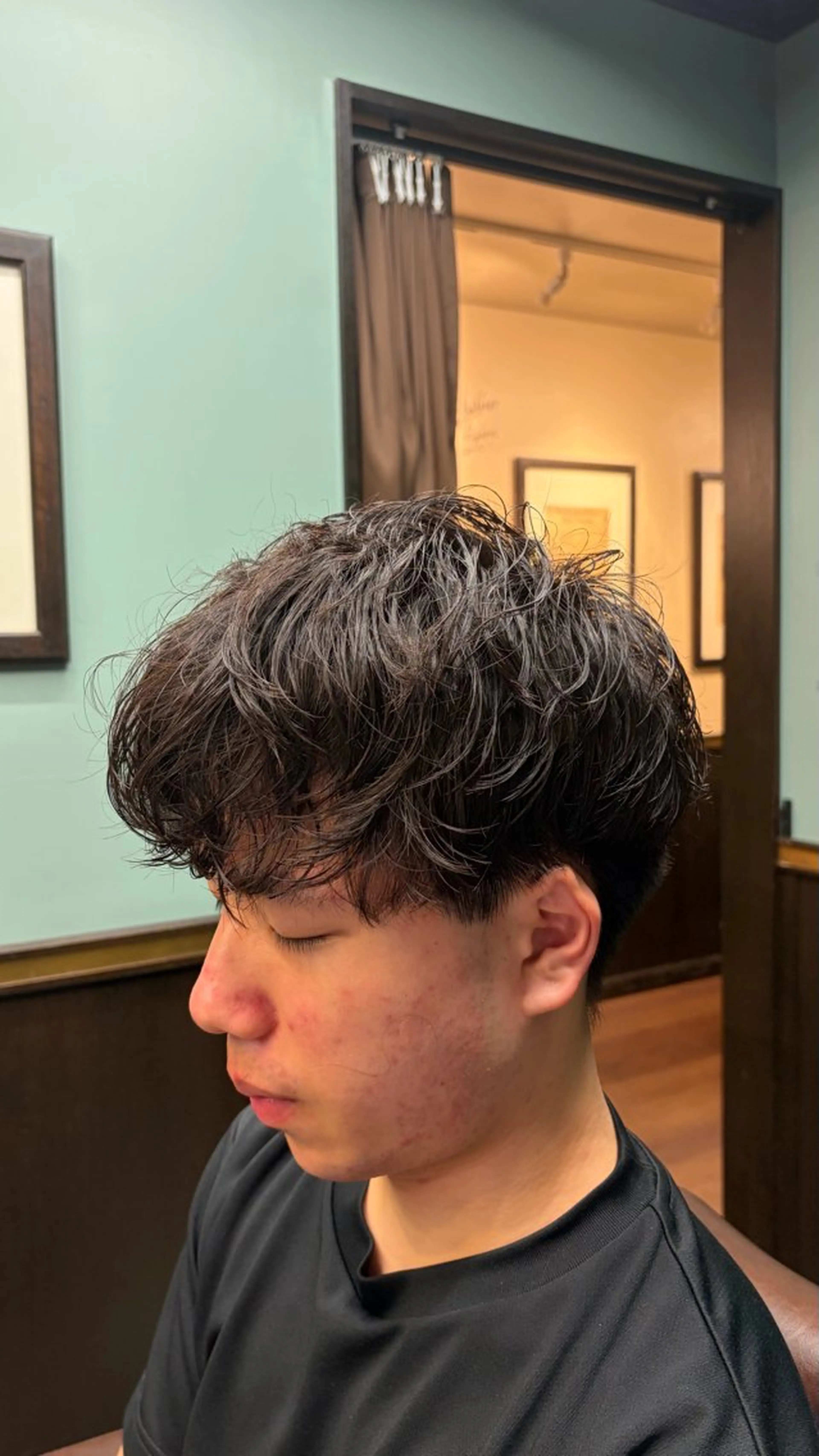 ショート パーマ メンズ 佐藤 笑夢のヘアスタイル