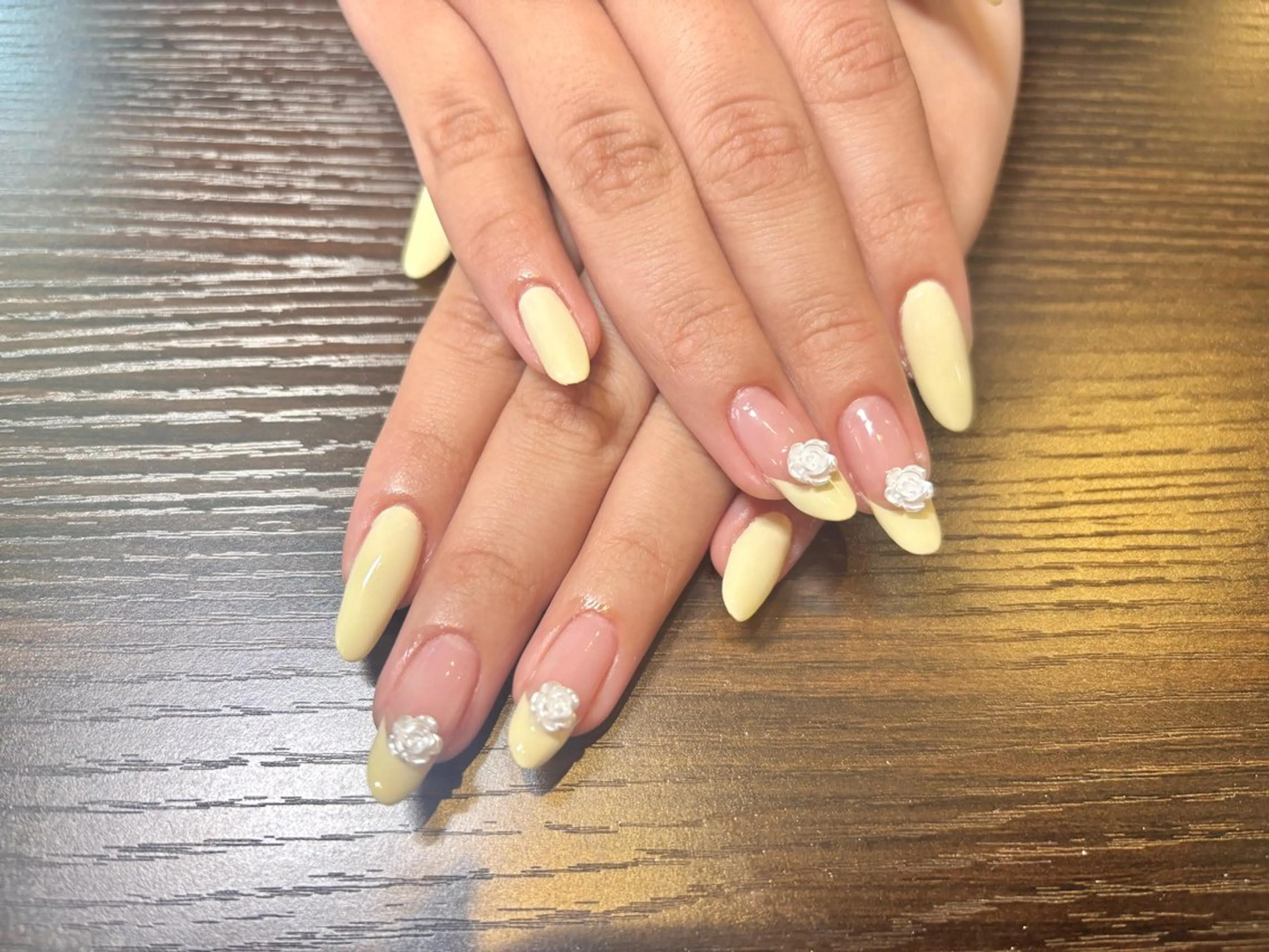 ネイル 持ち込み Hübsch所属・Sakura Hのネイルデザイン