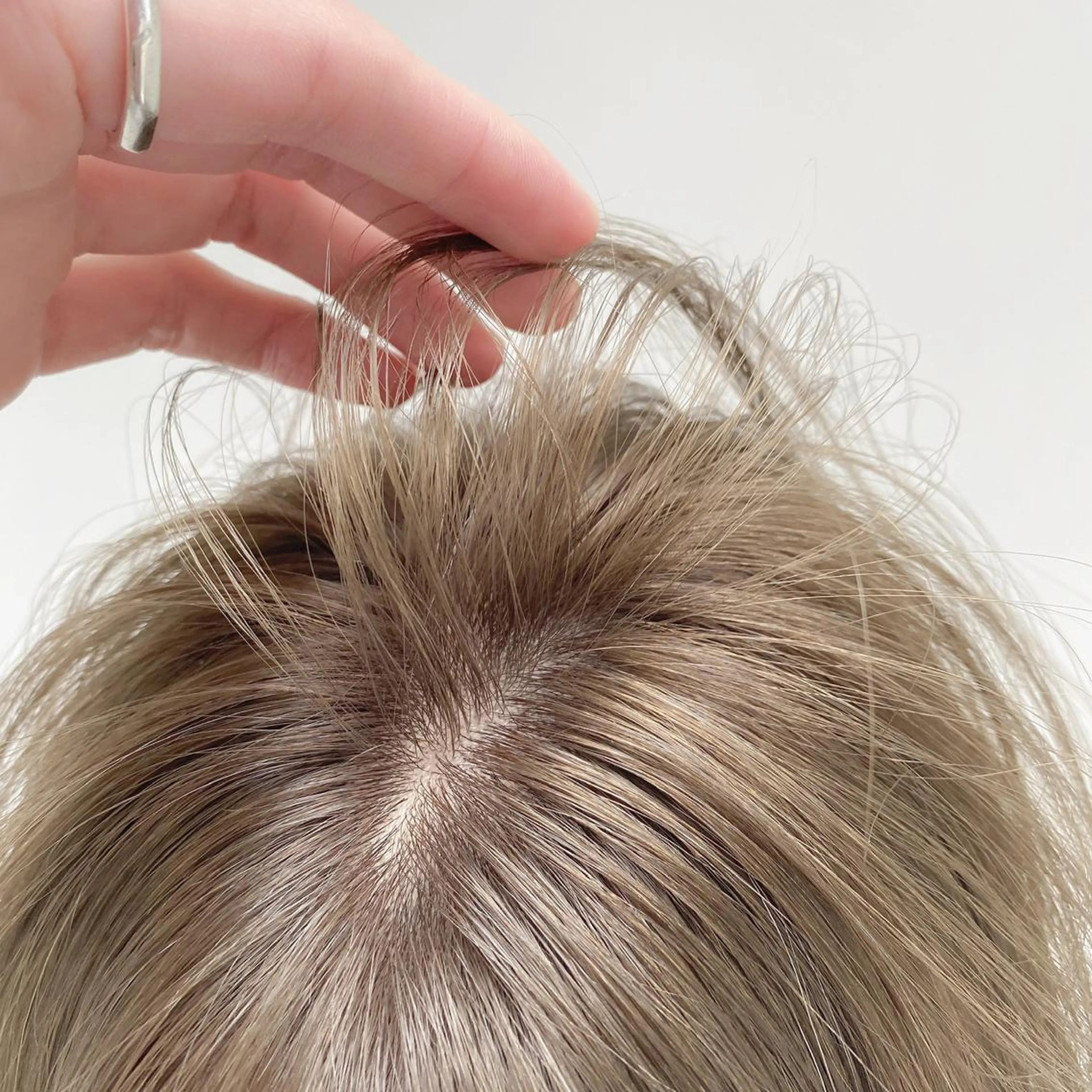 ミディアム カラー SALOWIN表参道HOLON所属・土田 啓太のヘアスタイル