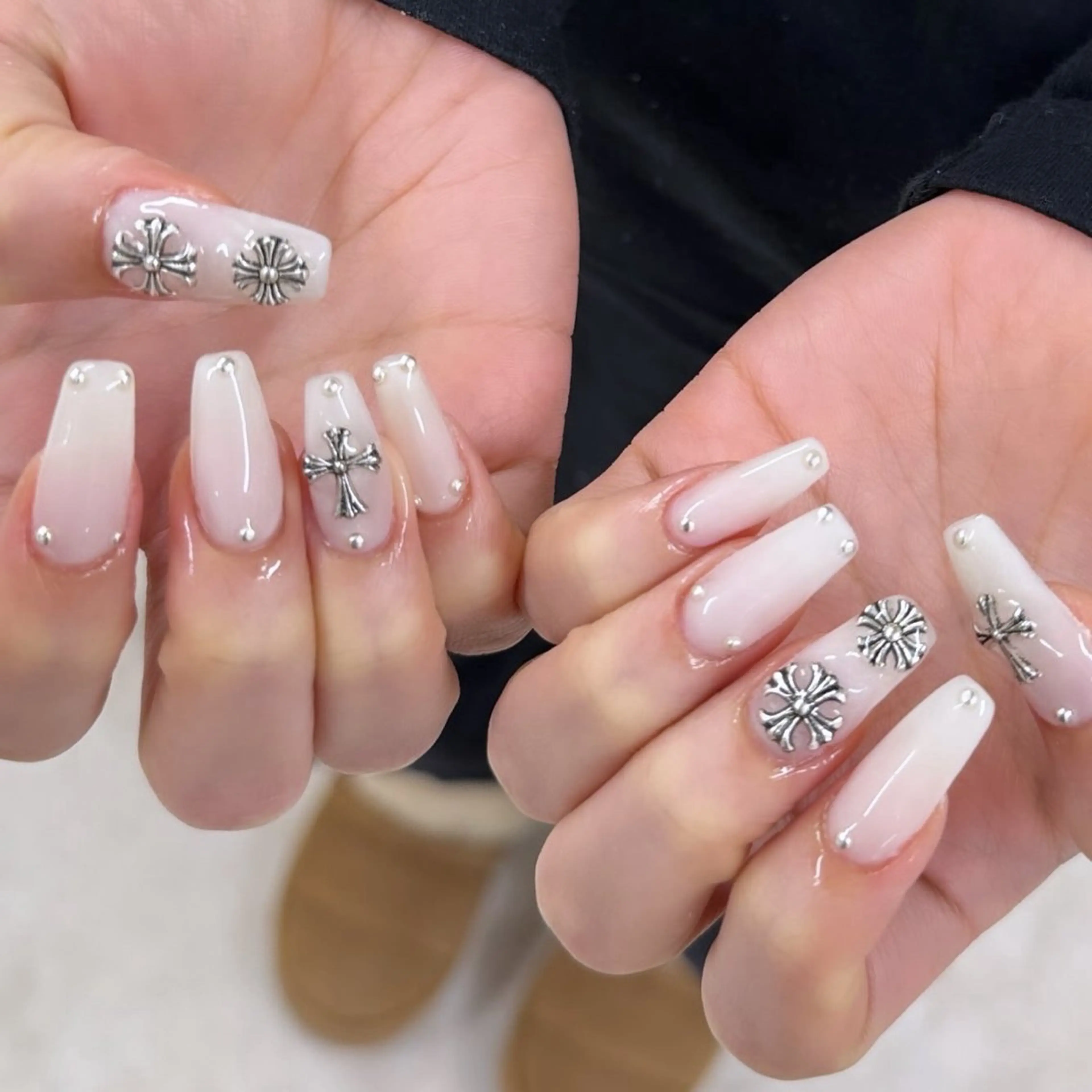 ネイル ハンドネイル UnFLAIR 麻布十番店🧸NAOのネイルデザイン