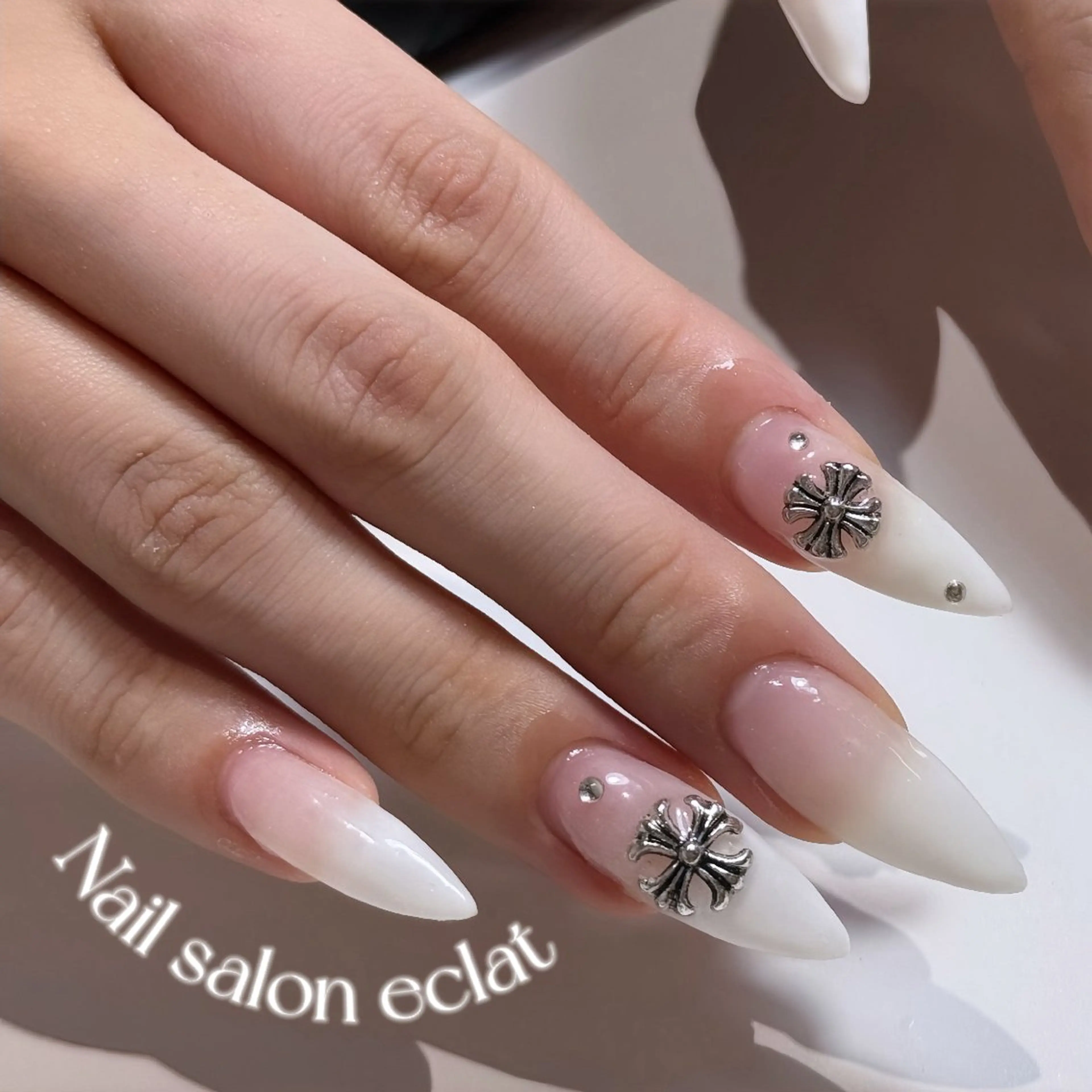 ネイル ハンドネイル éclat ⸝꙳.⋆ 栄｜久屋大通のネイルデザイン