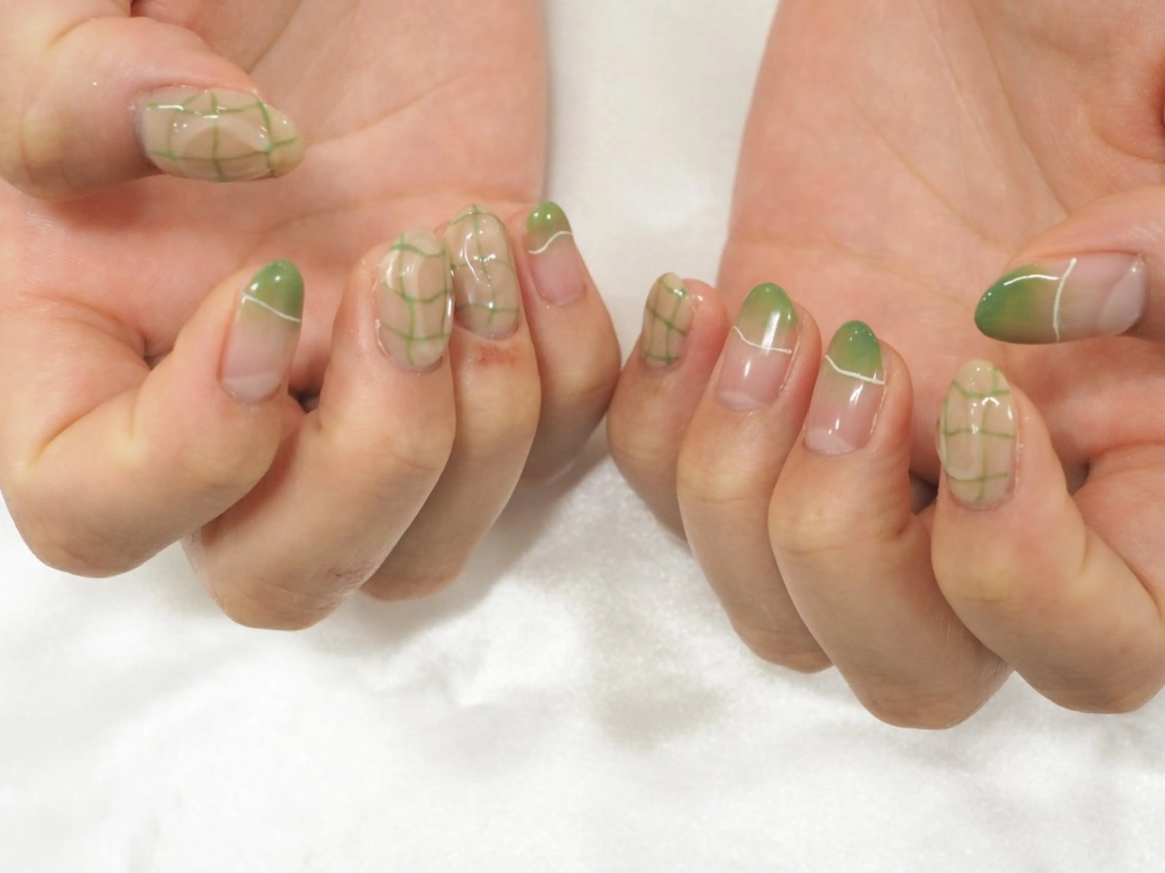 ネイル 魚谷 日菜のネイルデザイン