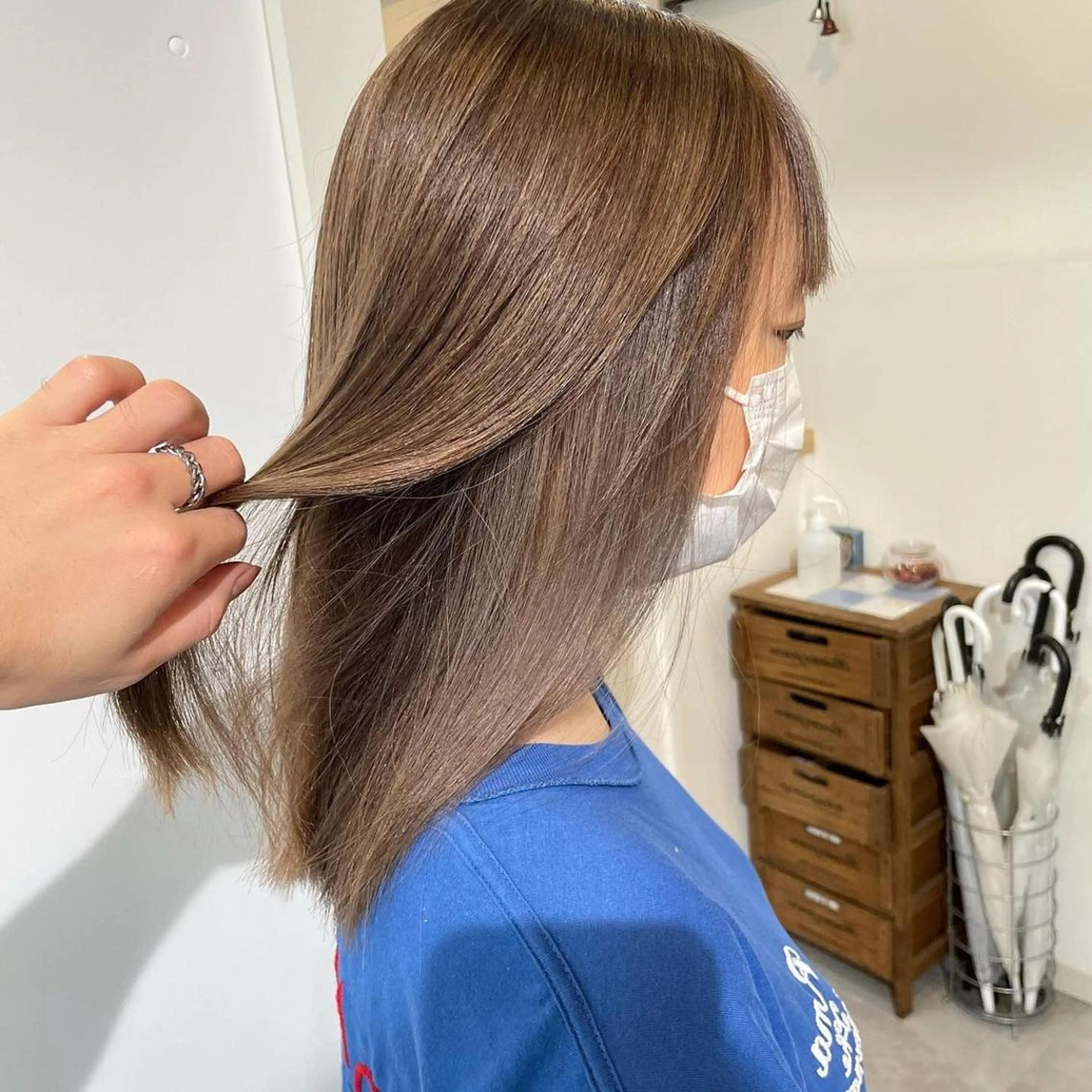 セミロング カラー 髪質改善 Noe心斎橋店のヘアスタイル