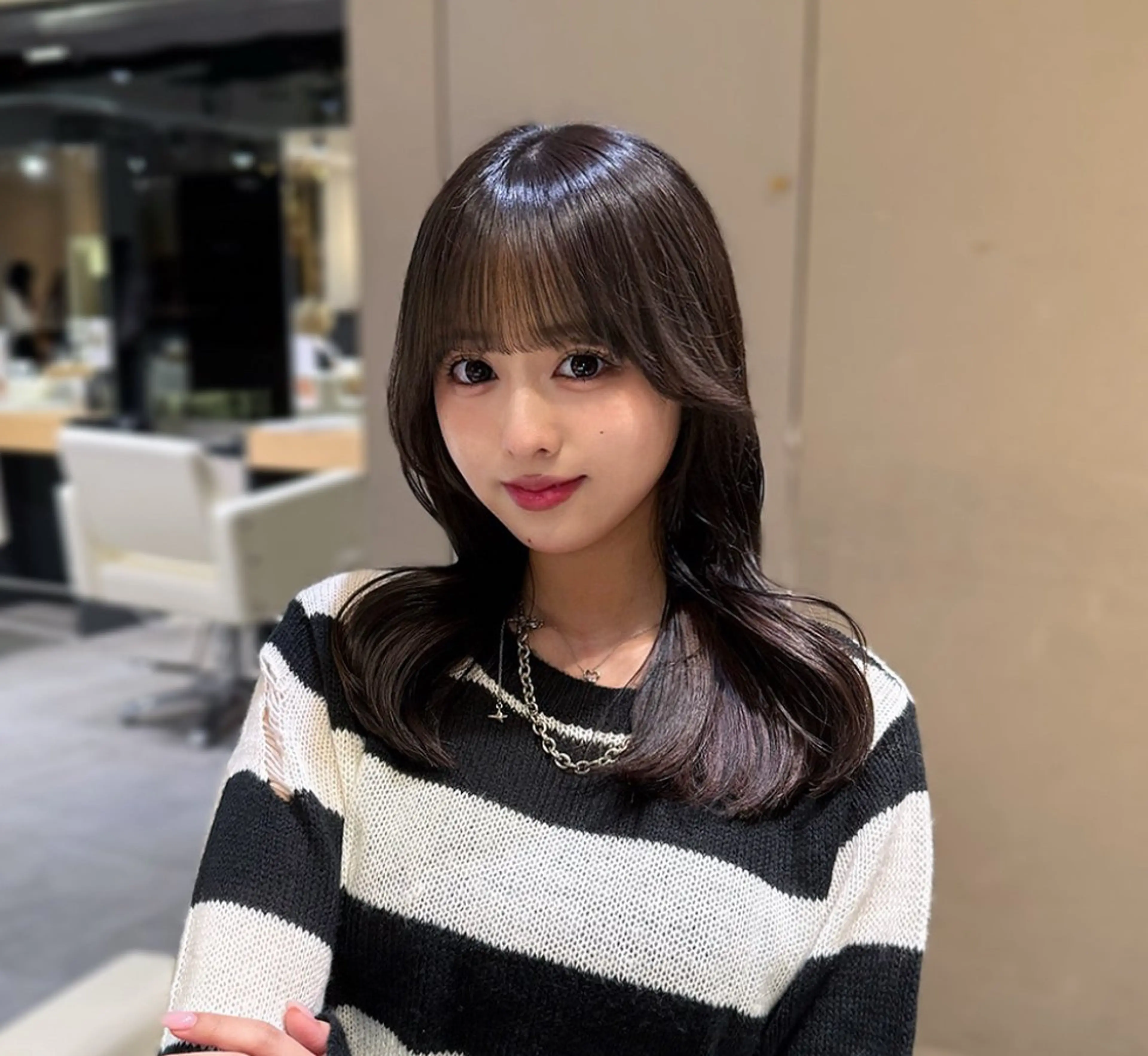 セミロング カット ヘアカラー トリートメント 谷 亜澄のヘアスタイル