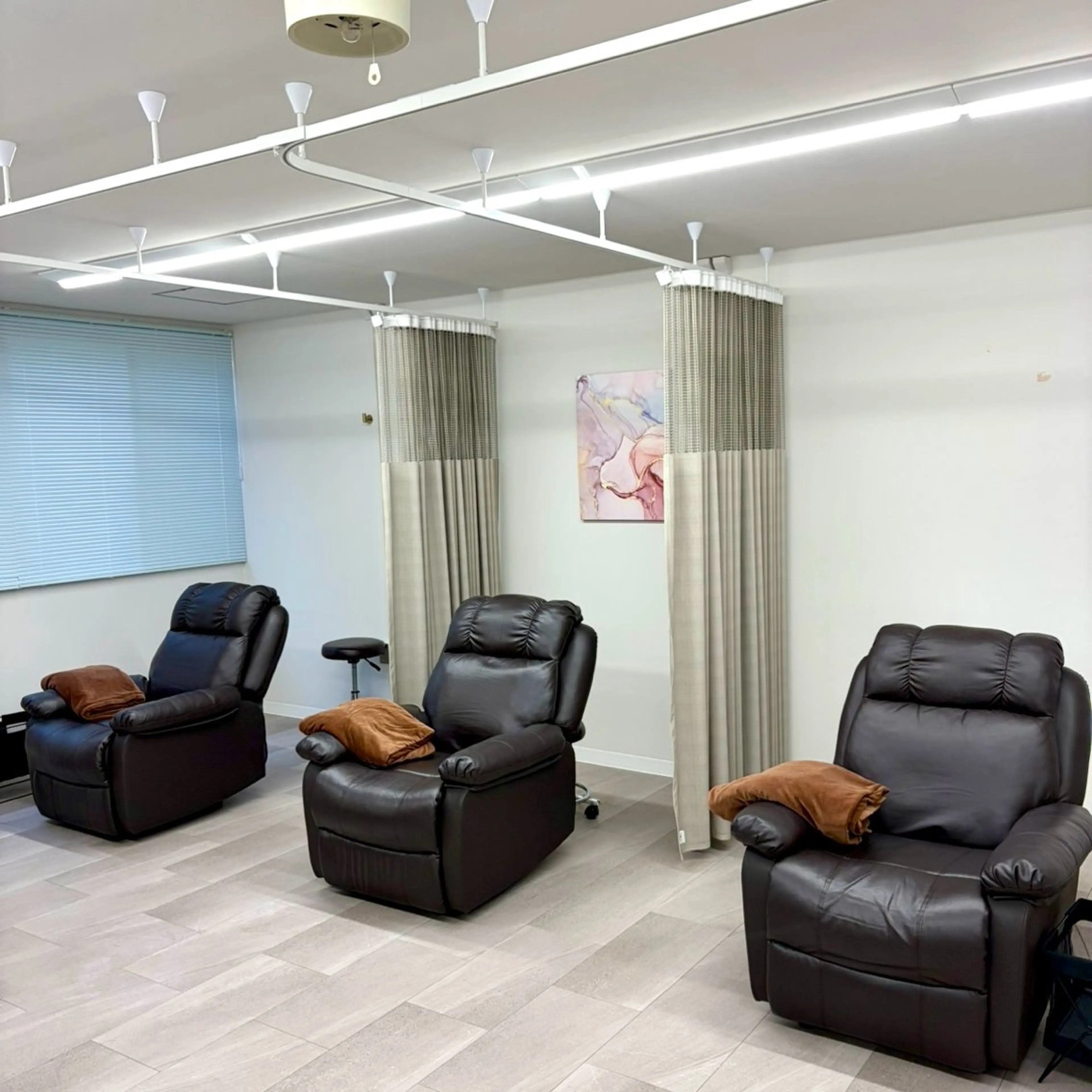 Fi-Ne eye ✴︎しおりのマツエク・マツパデザイン