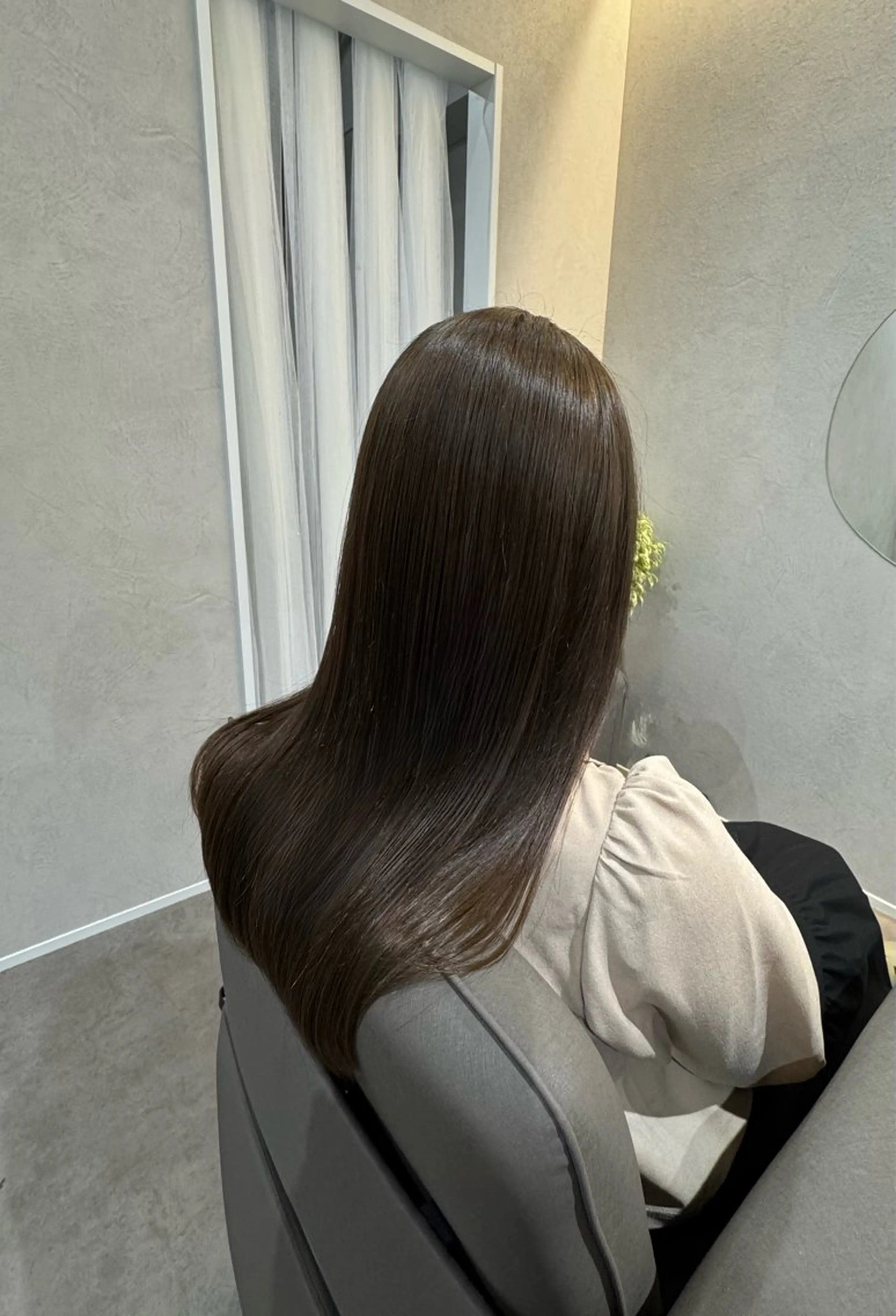 ロング カラー ヘアカラー トリートメント Salon de Qualia(サロンドクオリア)所属・ハイトーン/外国人風 カラー/メンズパーマのヘアスタイル