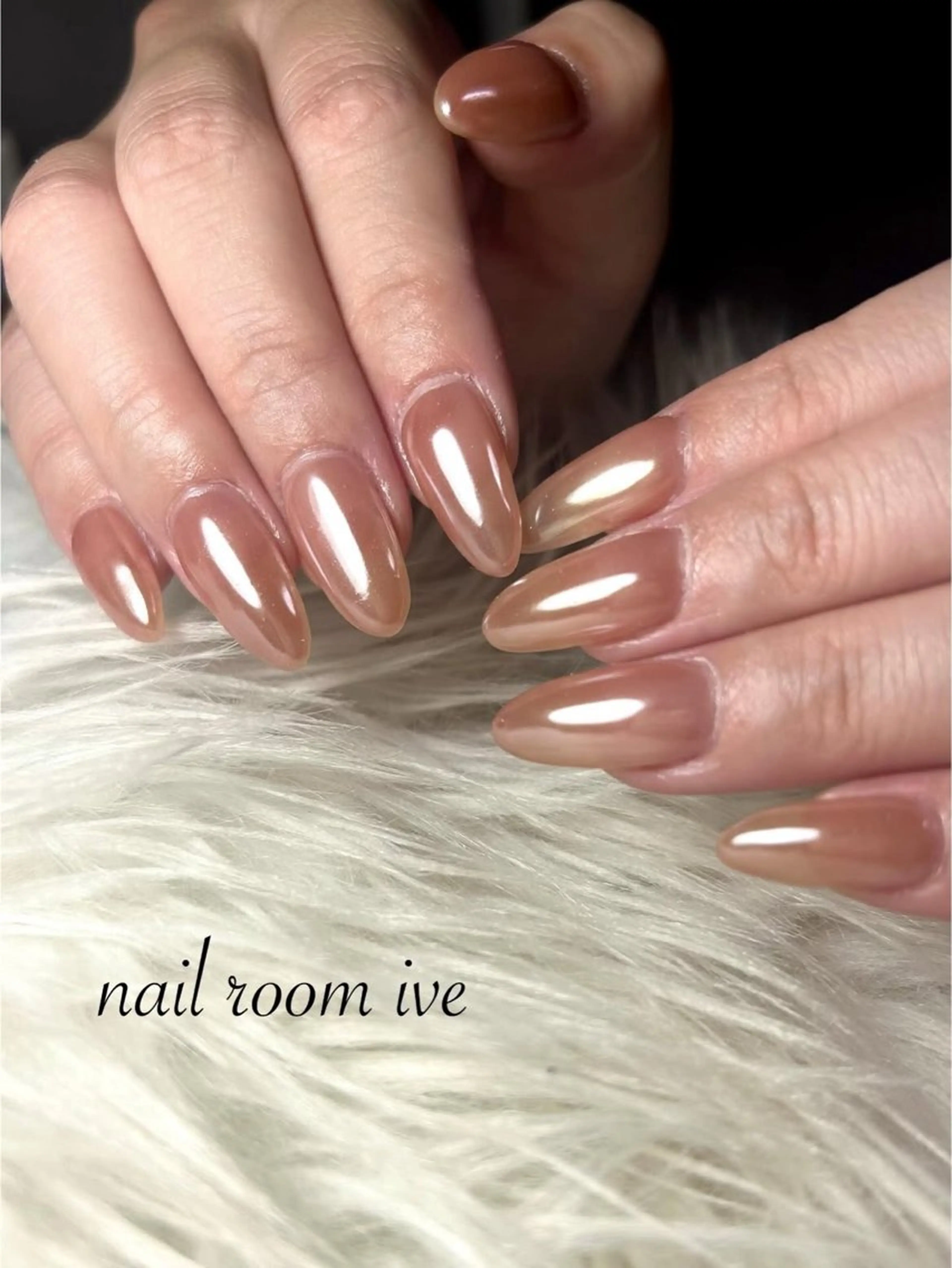 ネイル ミラーネイル ワンカラーネイル nail room IVEのネイルデザイン