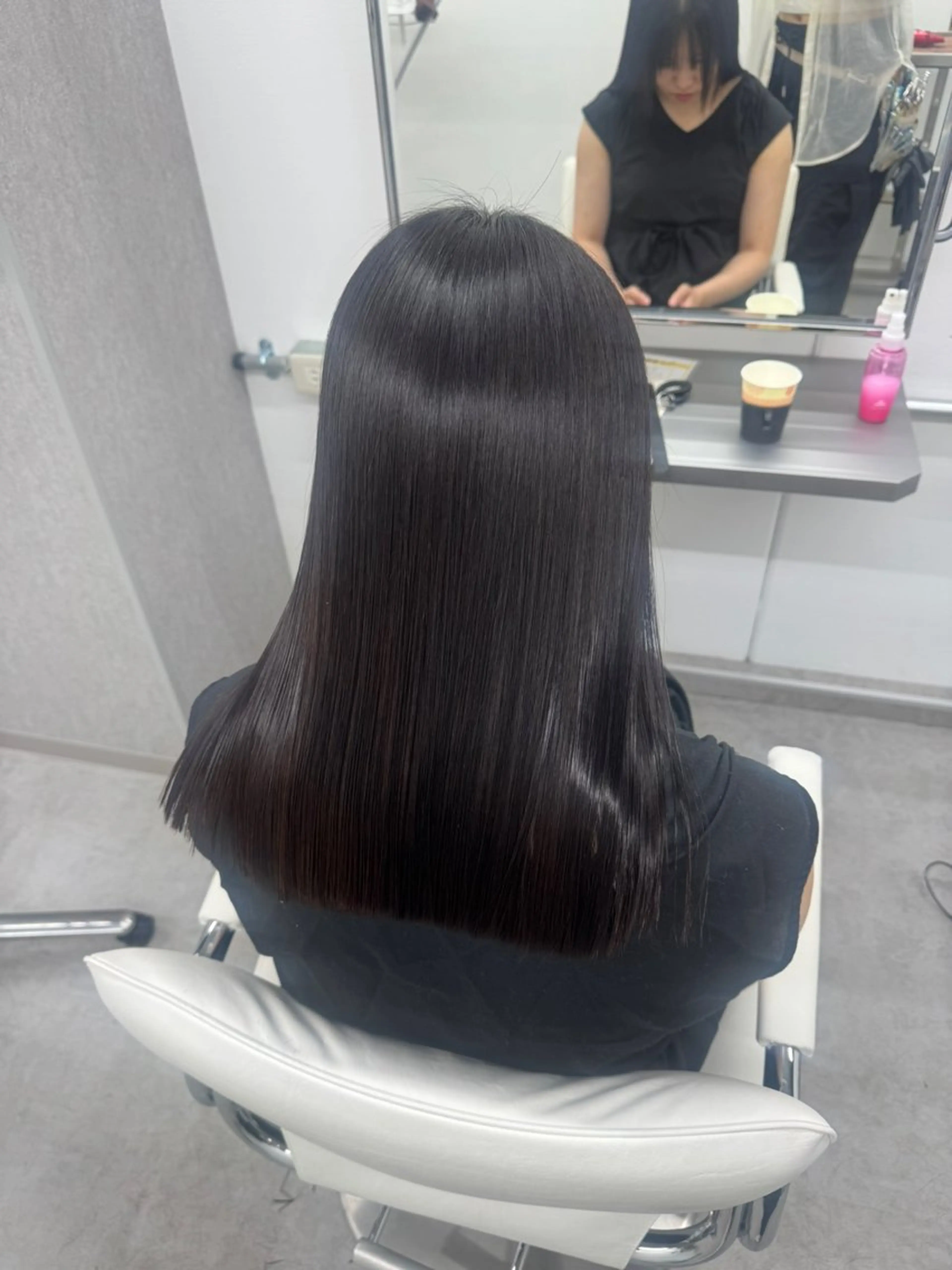 ミディアム カラー カット ヘアカラー トリートメント 🕯コバ/レイヤー/ 透明感/縮毛🕯のヘアスタイル