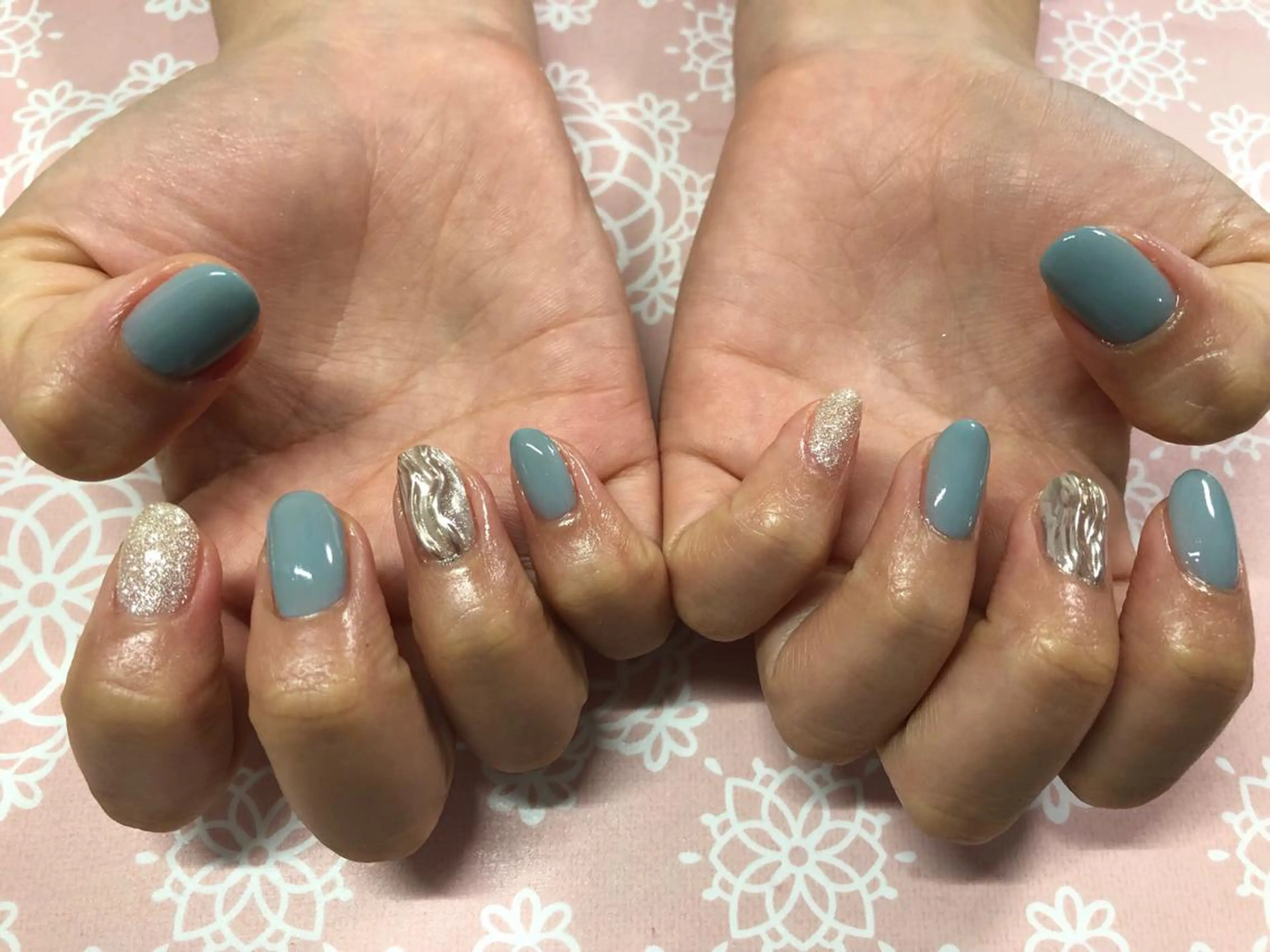 ネイル ハンドネイル 西岡 杏のネイルデザイン