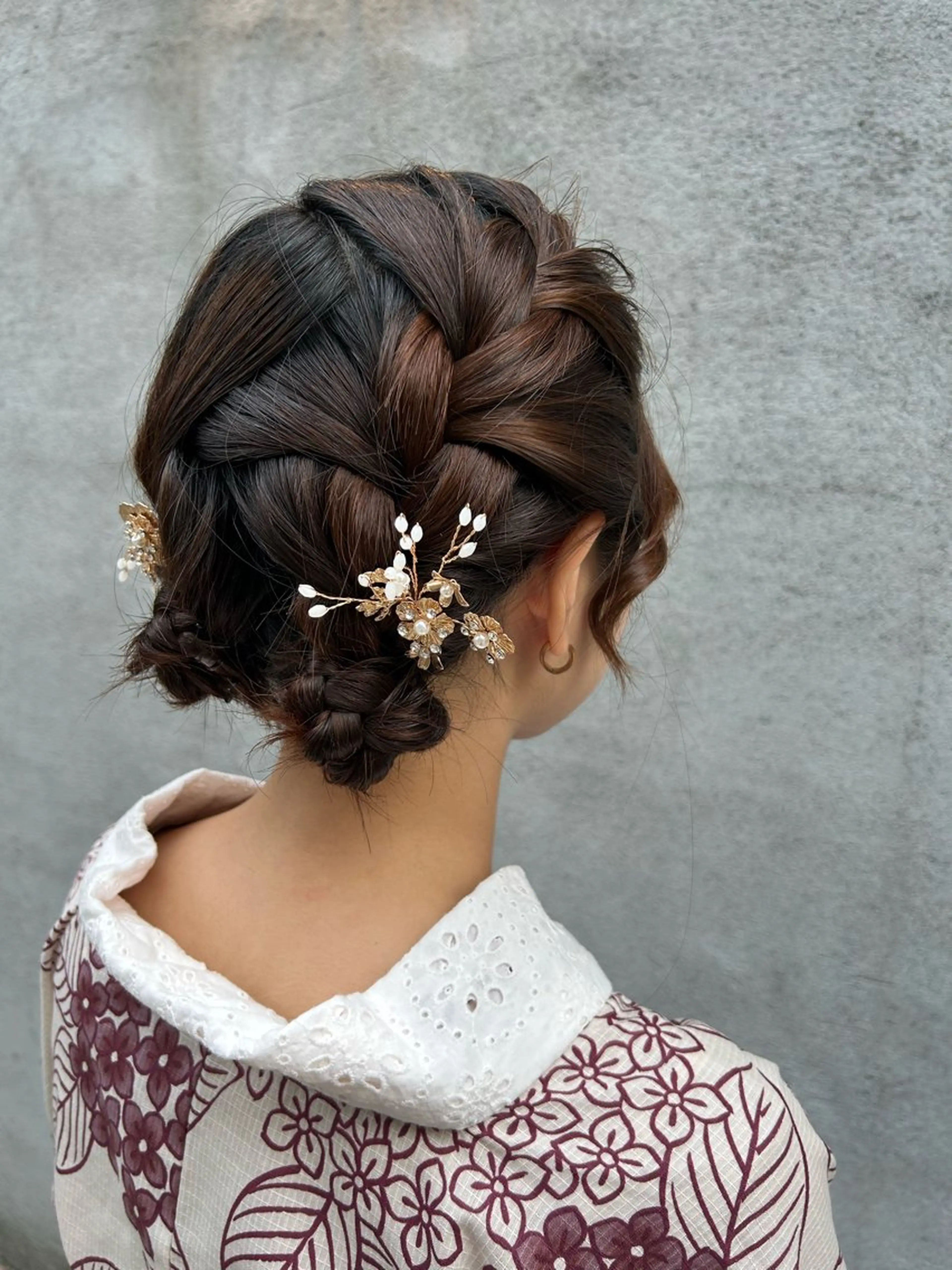 ヘアアレンジ お団子ヘア ヘアセット 顔周りカット ピンク カラー♡りりのヘアスタイル