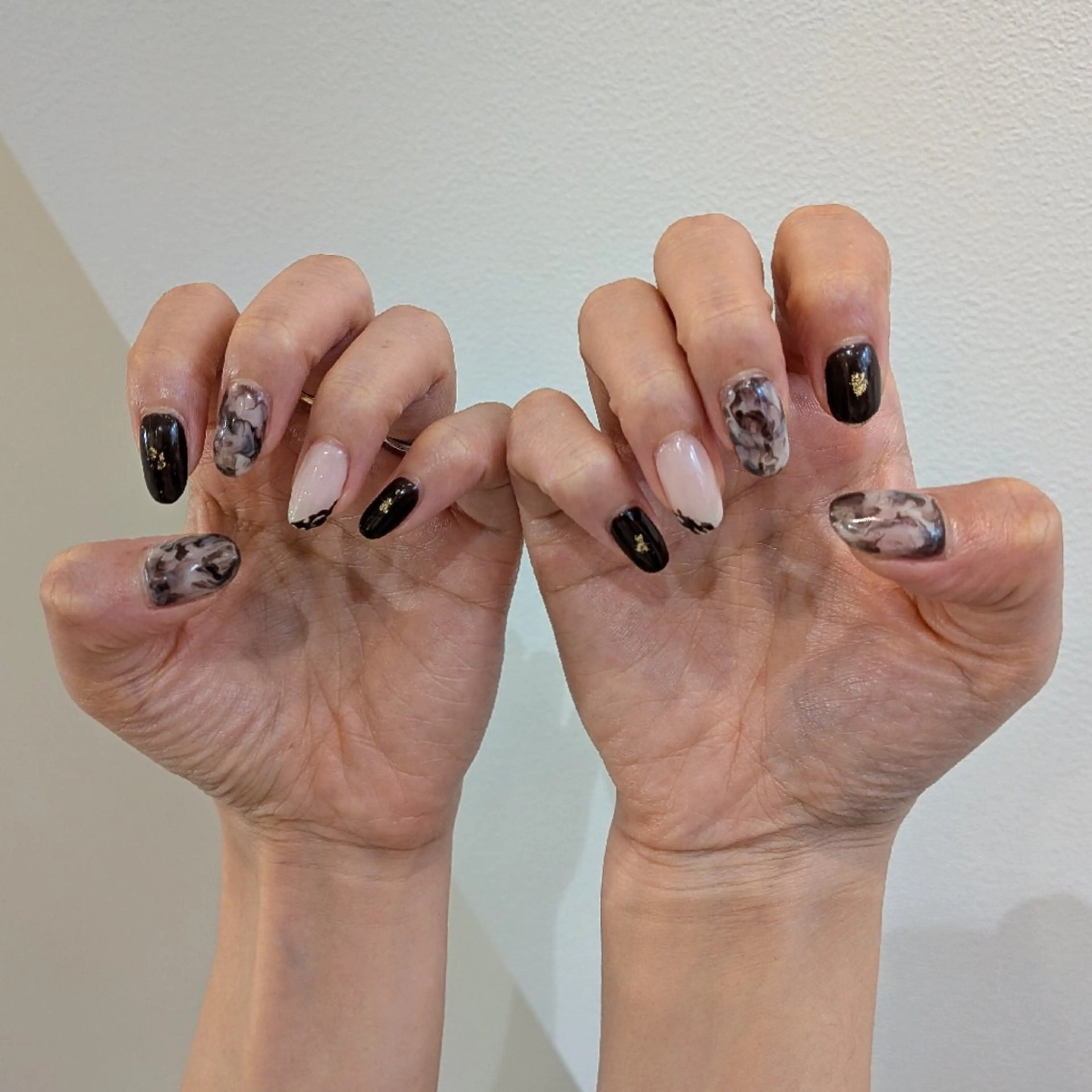 ネイル ハンドネイル 6RokuHair（ロクヘアー)所属・門川 茉奈美のネイルデザイン