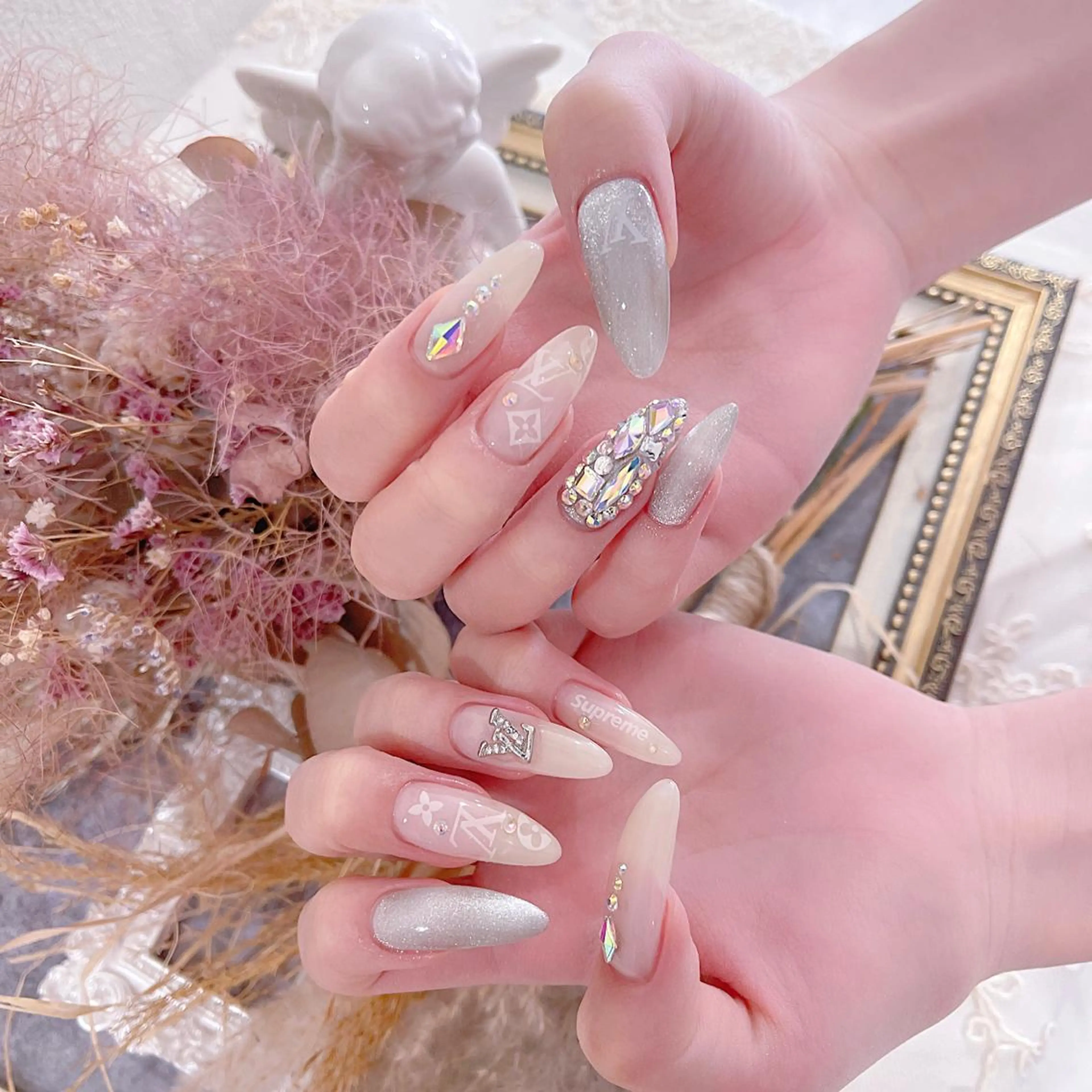 ネイル FLY Nail Salonのネイルデザイン