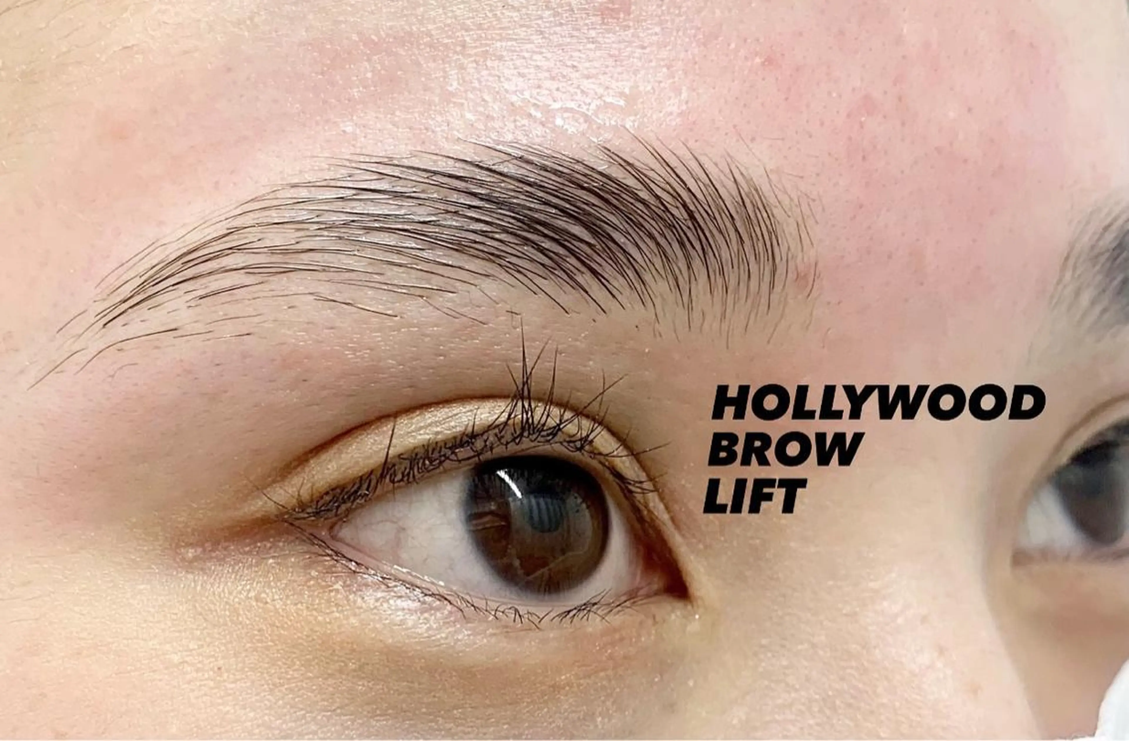 パーマ アイブロウ ハリウッドブロウリフト pu muのネイルデザイン