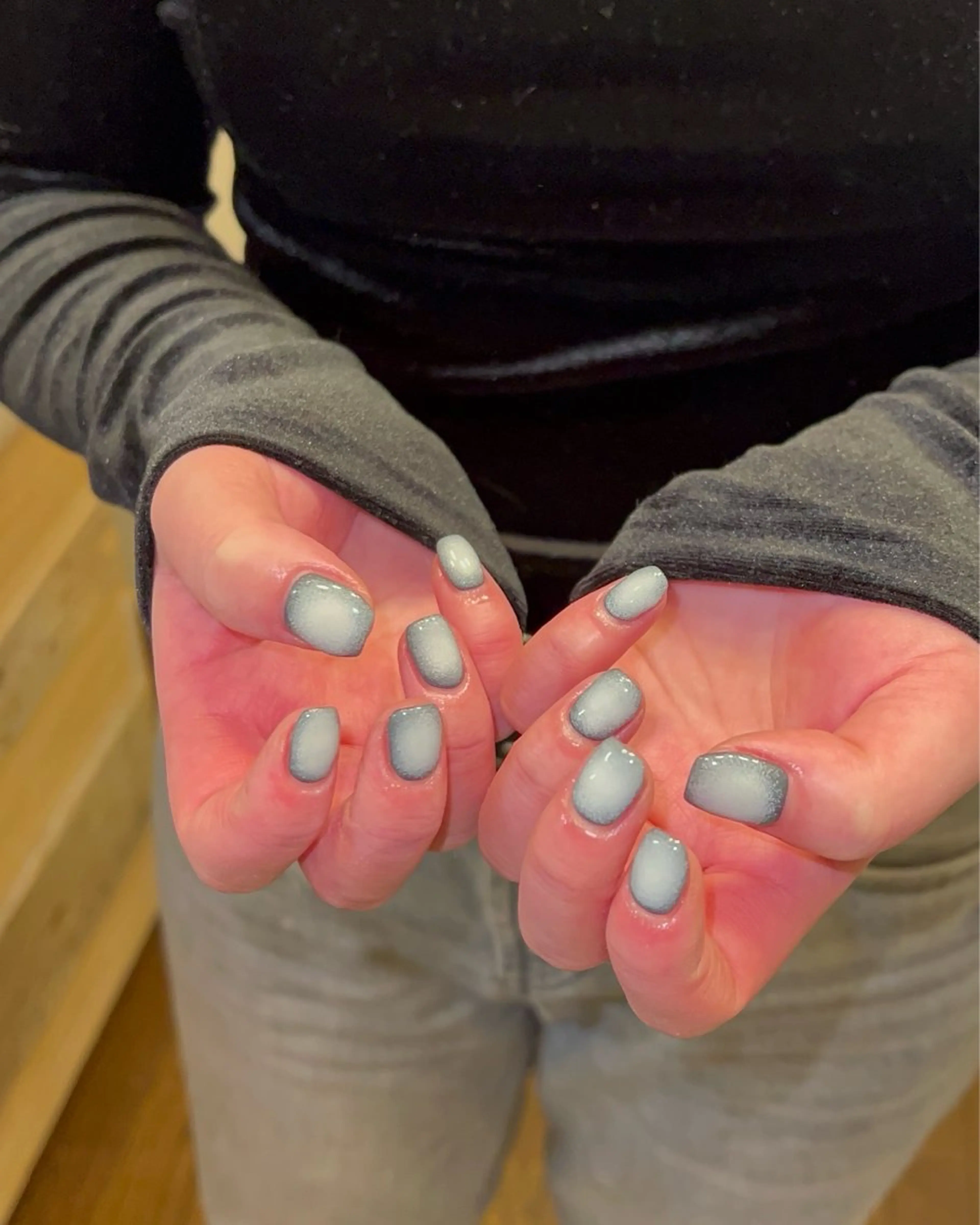 ネイル ハンドネイル フットネイル ハンドケア Nes.Nail所属・Miyagi Asamiのネイルデザイン