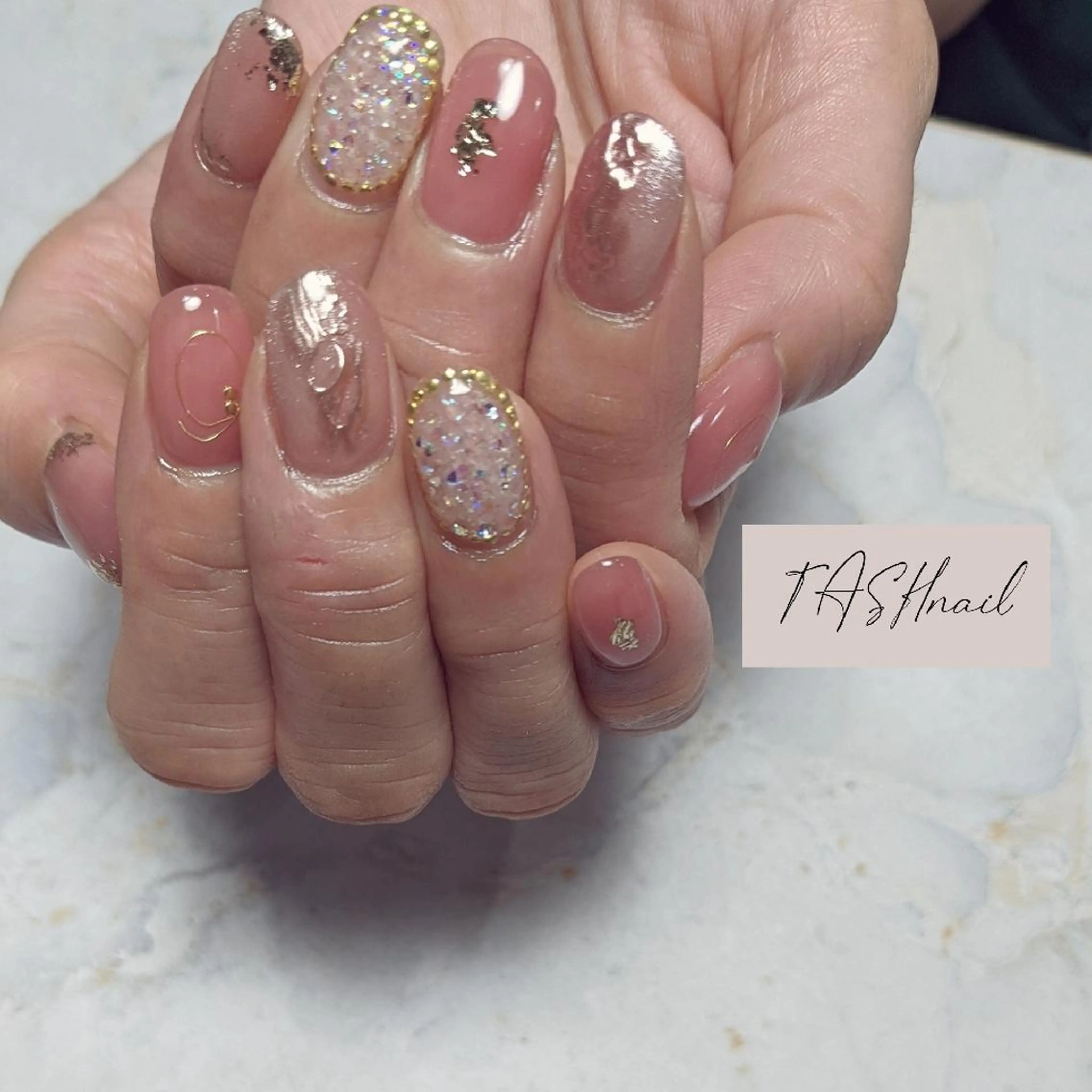 ネイル TASH nailのネイルデザイン