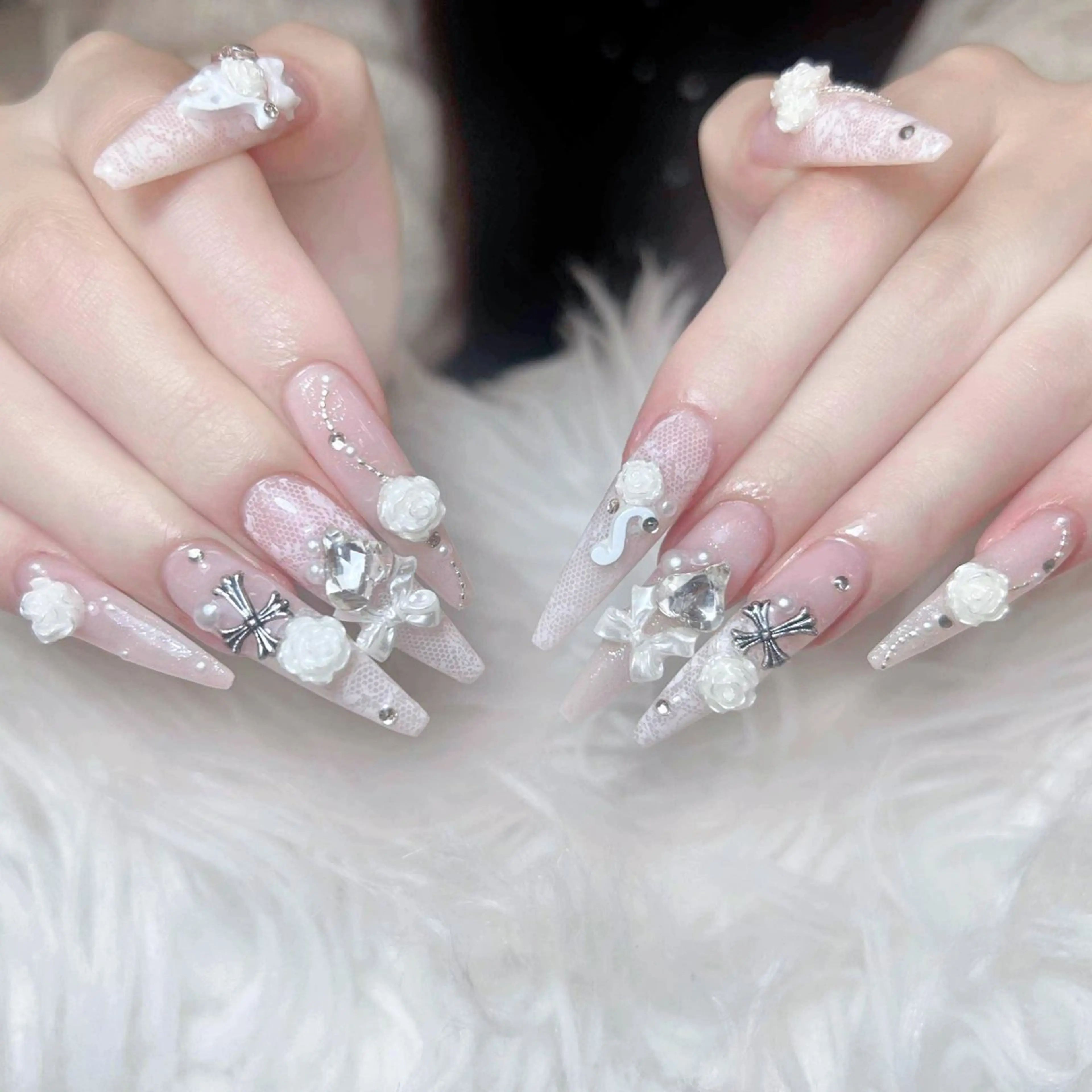 ネイル チークネイル 長さ出し フットネイル マグネットネイル 持ち込み ハンドネイル ANH NAIL ゴテゴテ専門店💎のネイルデザイン