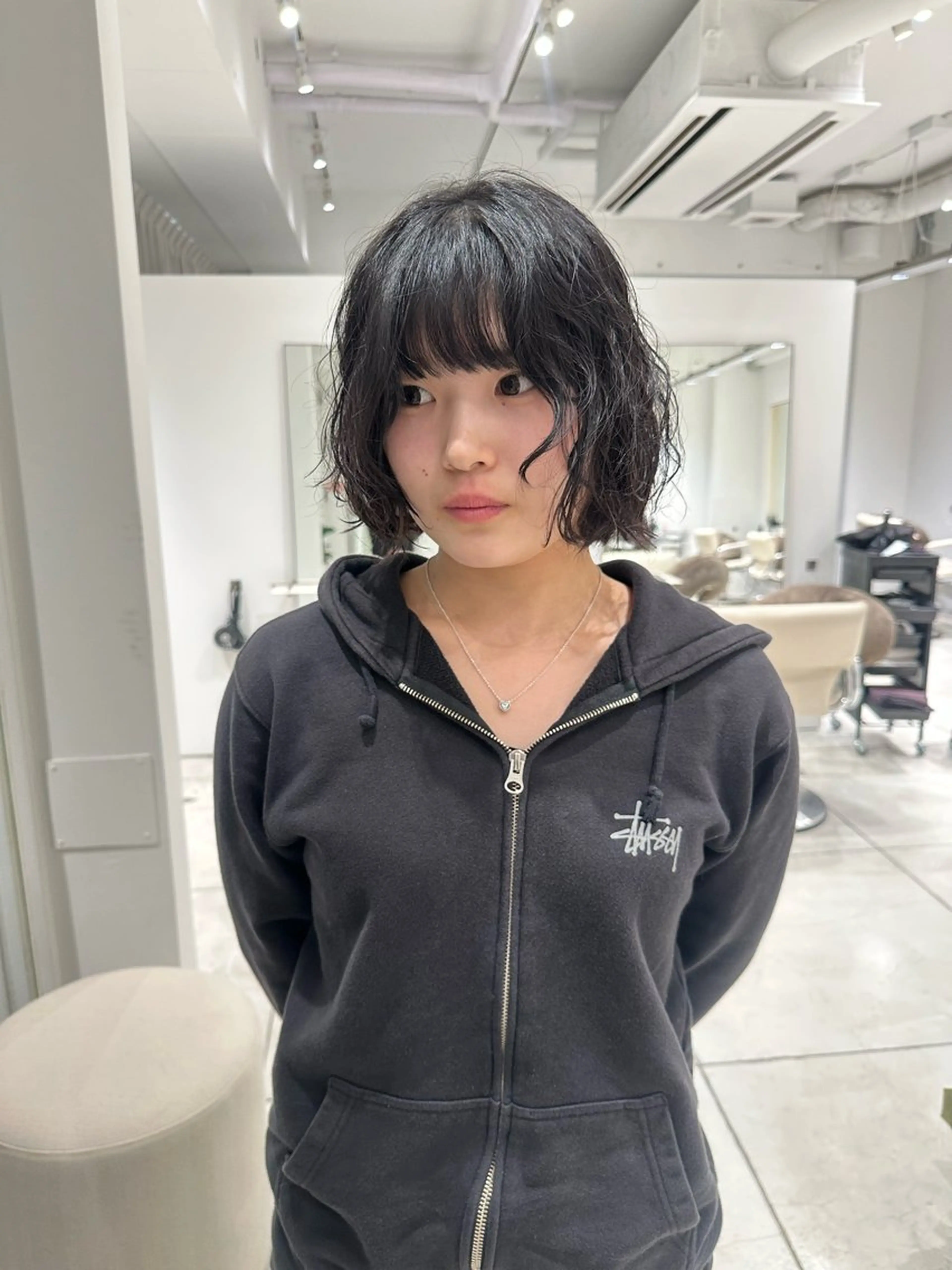 パーマ カット パーマ トリートメント ヘッドスパ ヘアセット ハイレイヤー/ウルフ 吉田ジョウのヘアスタイル