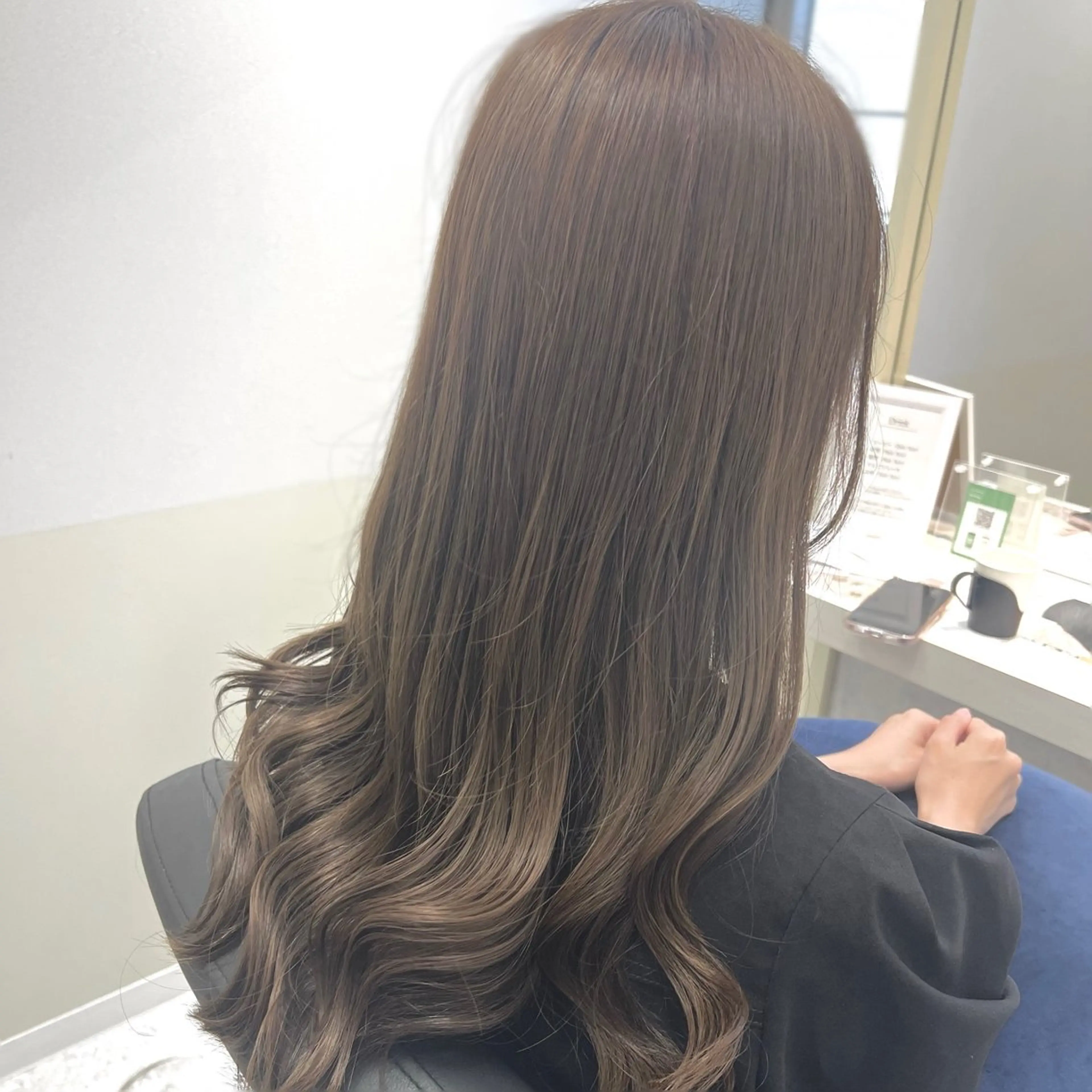 ロング カラー グレージュ モカグレージュ ヘアカラー トリートメント 半個室サロン/透明感 /艶髪♡岸上 温♡のヘアスタイル