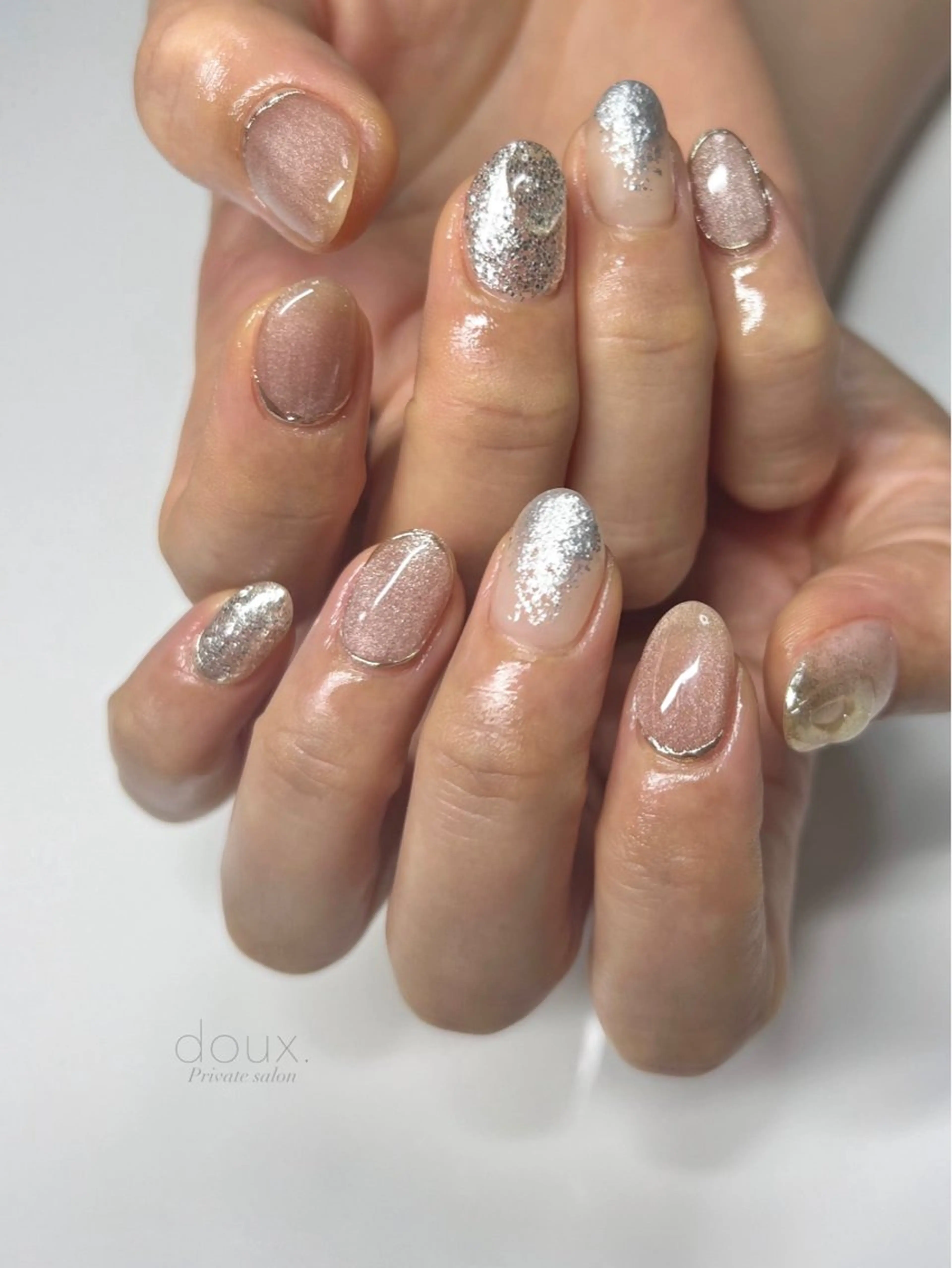 ネイル 韓国ネイル マグネットネイル マットネイル ミラーネイル ニュアンスネイル ハンドネイル doux. nailのネイルデザイン