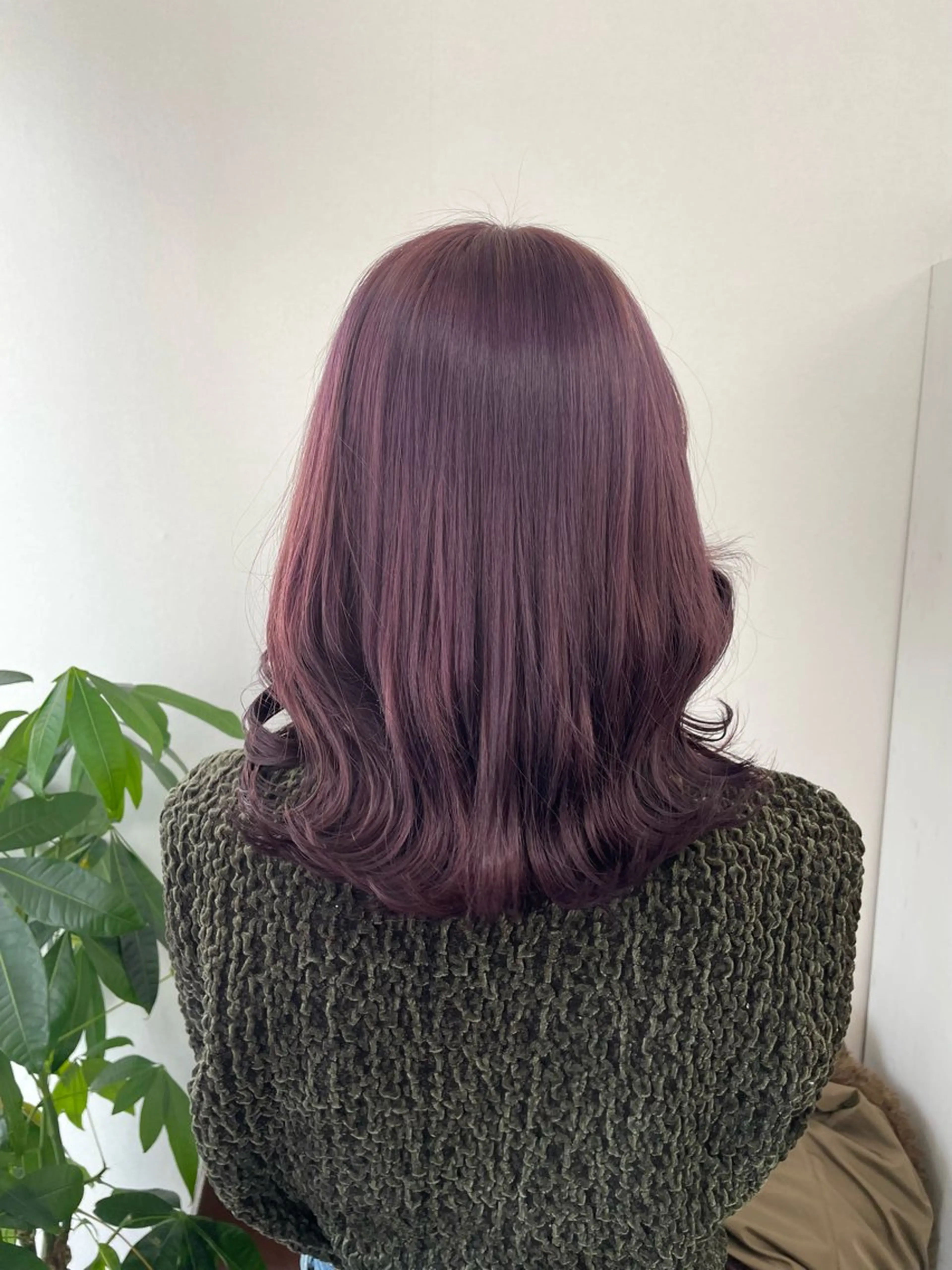 ミディアム luna所属・luna ayane ／透明感カラーのヘアスタイル