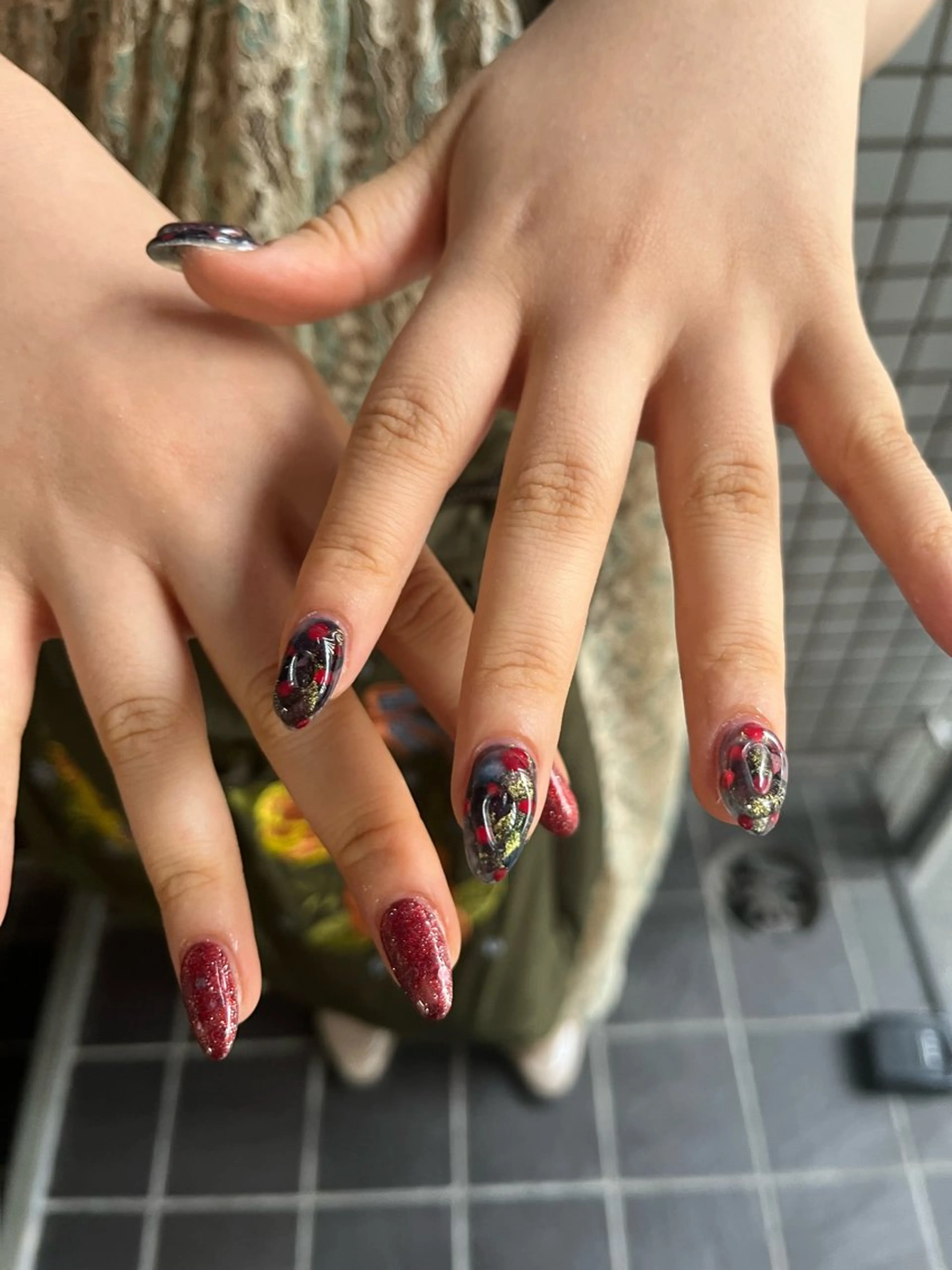 ネイル ハンドネイル フットネイル 小川 柚香のネイルデザイン