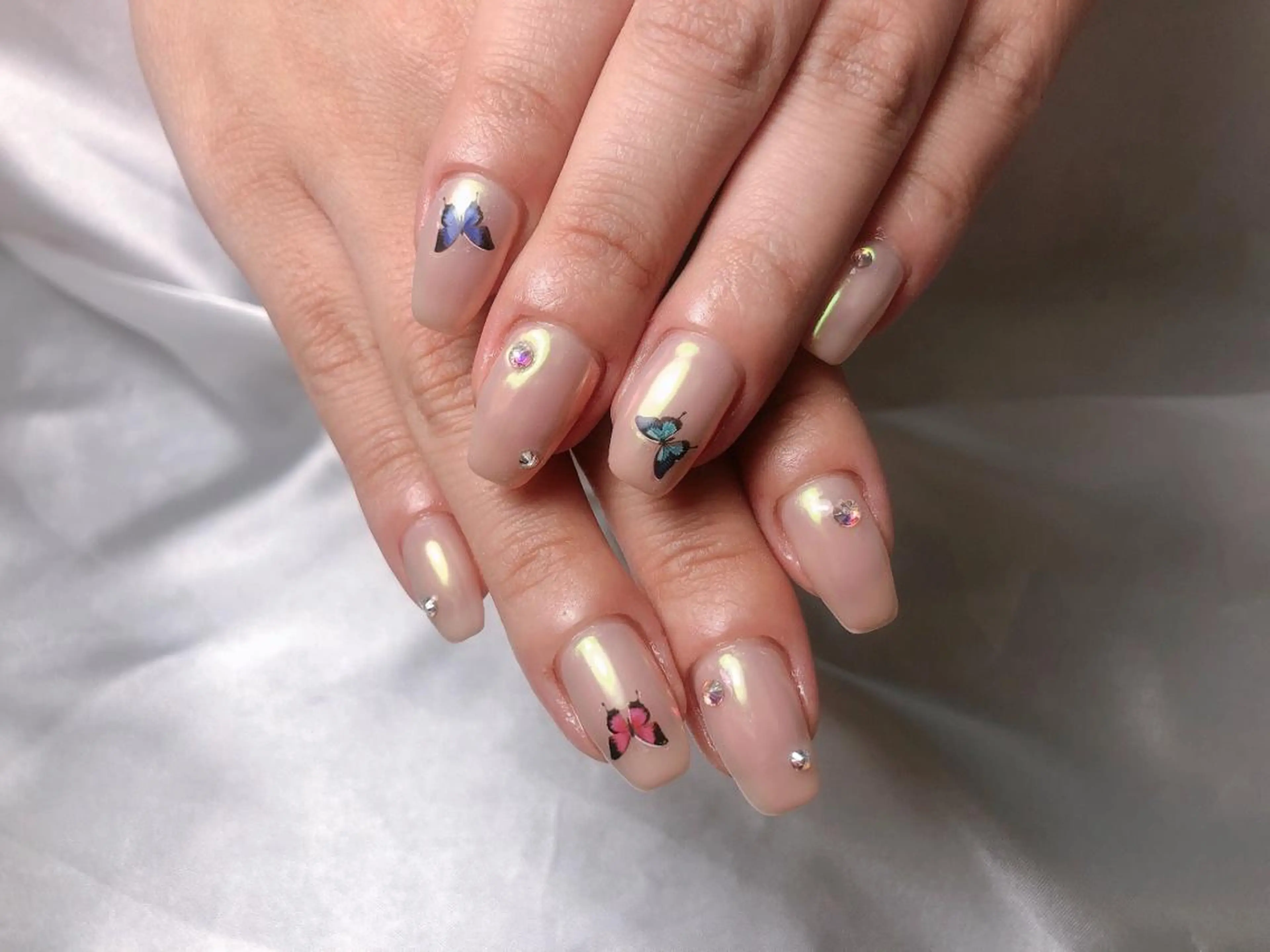 ネイル オーロラネイル 韓国ネイル 春ネイル フットネイル GREEM グリームのネイルデザイン