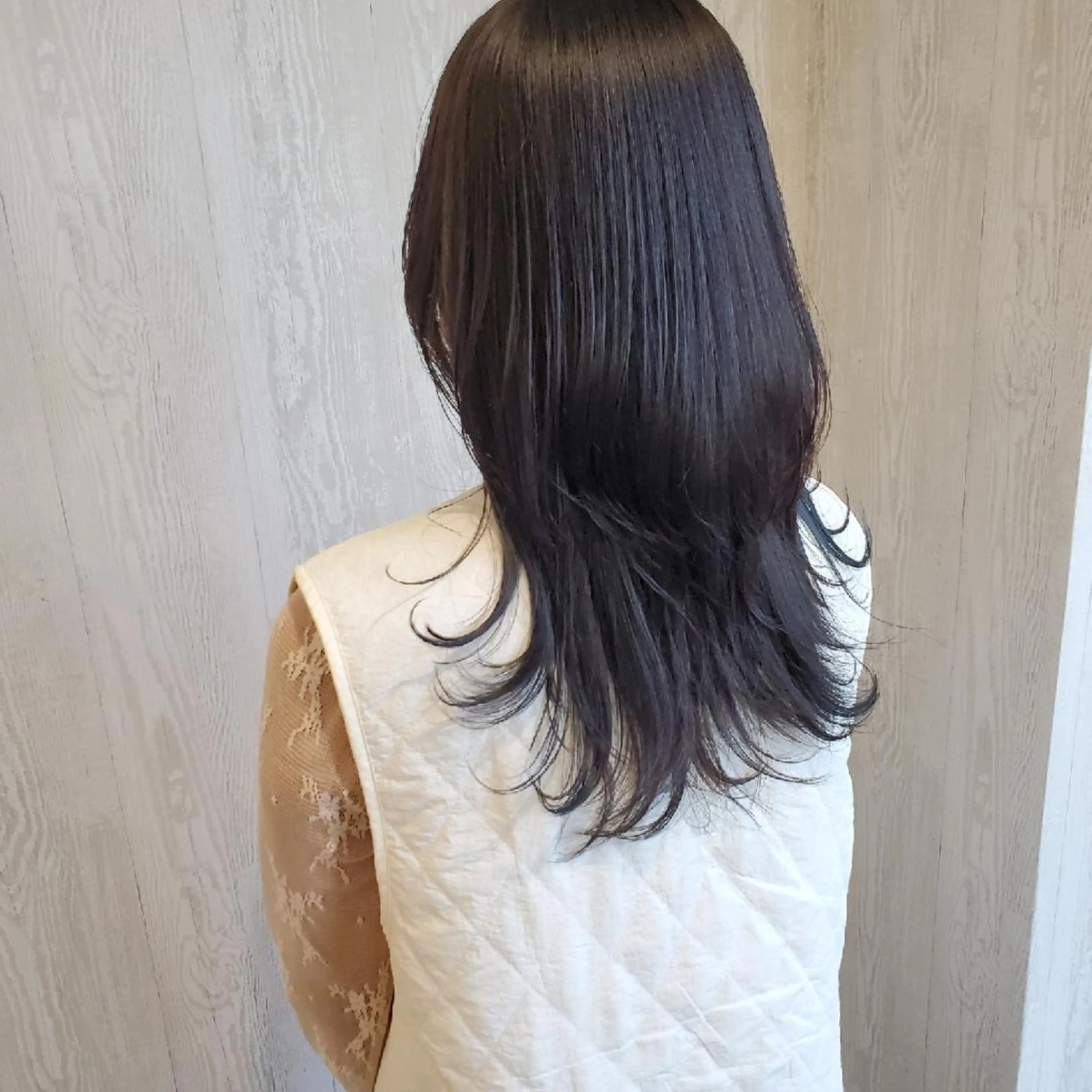 ロング カラー ロング ウルフカット カット ヘアカラー トリートメント レイヤーカット/ ウルフカット/大橋 のヘアスタイル