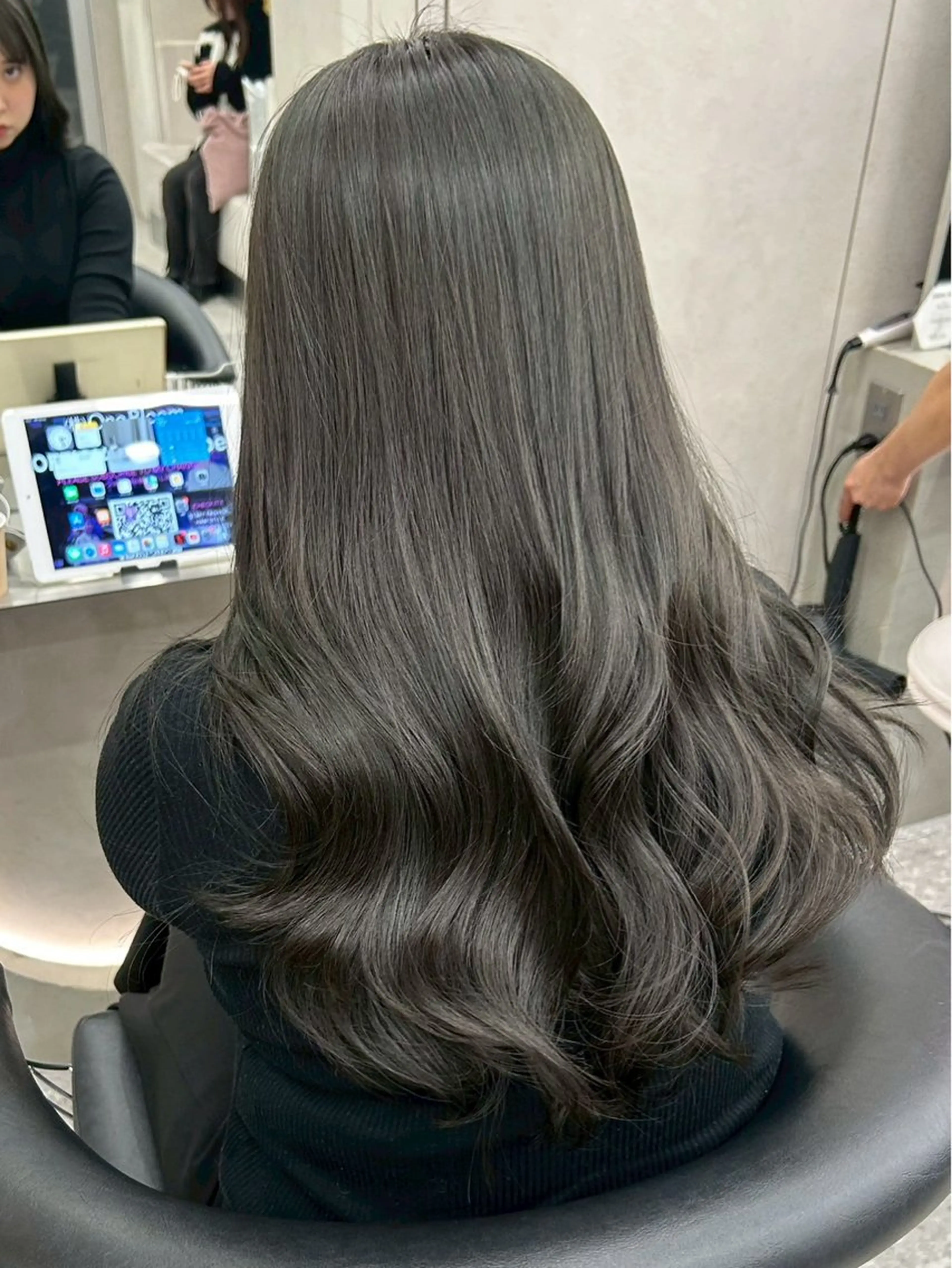 ロング カラー 🎀大川 錬🎀 ブリーチなしWカラーのヘアスタイル