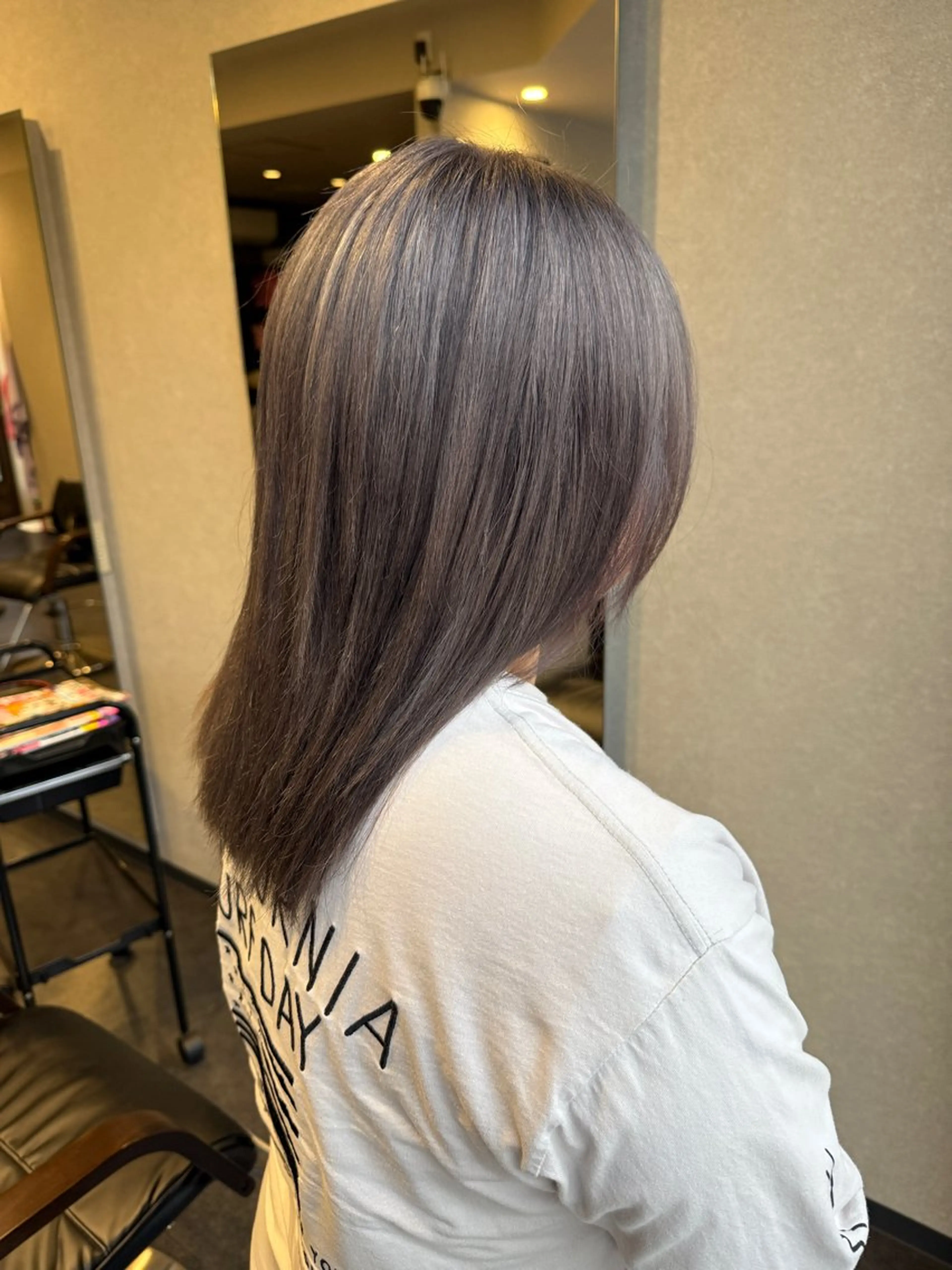 セミロング 髪質改善⚡️カラー 🍀武久 誠🍀のヘアスタイル