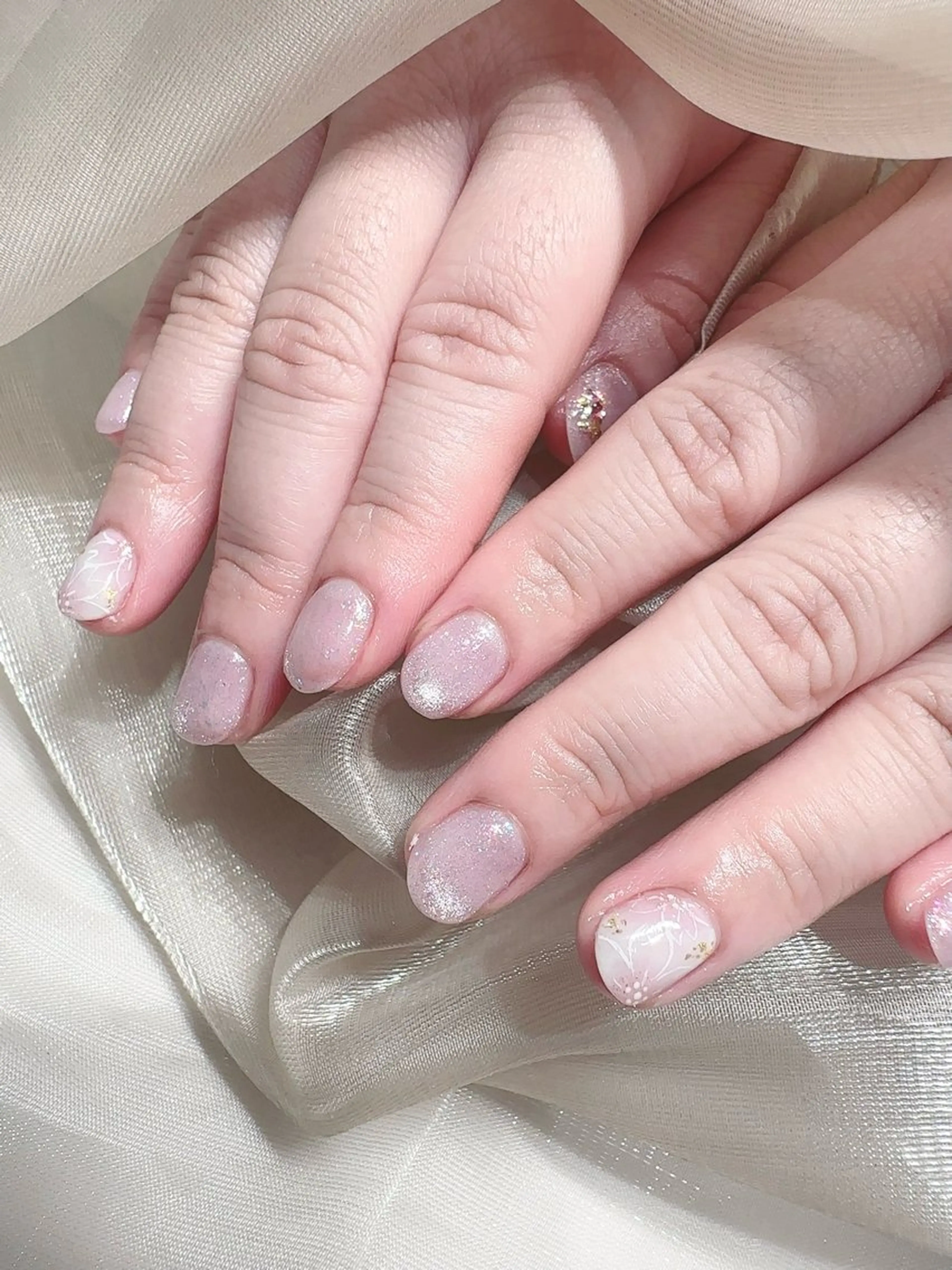 ネイル アートネイル 桜ネイル グリーン ラメ(グリッター) ピンク ハンドネイル Lisse銀座 Kaoriのネイルデザイン