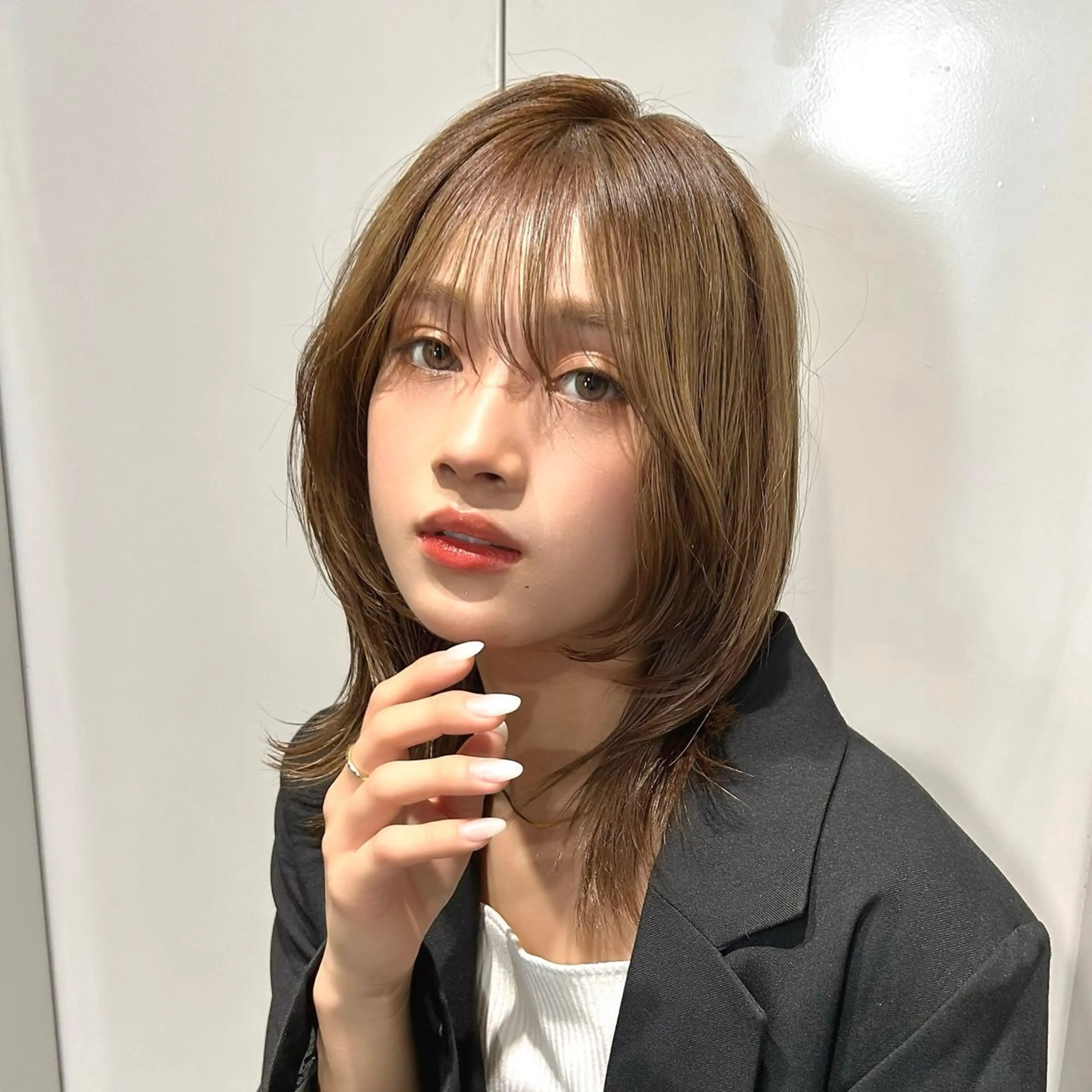 ミディアム カラー Lien by kiitos所属・韓国ヘア×レイヤー カット/上田丈也のヘアスタイル