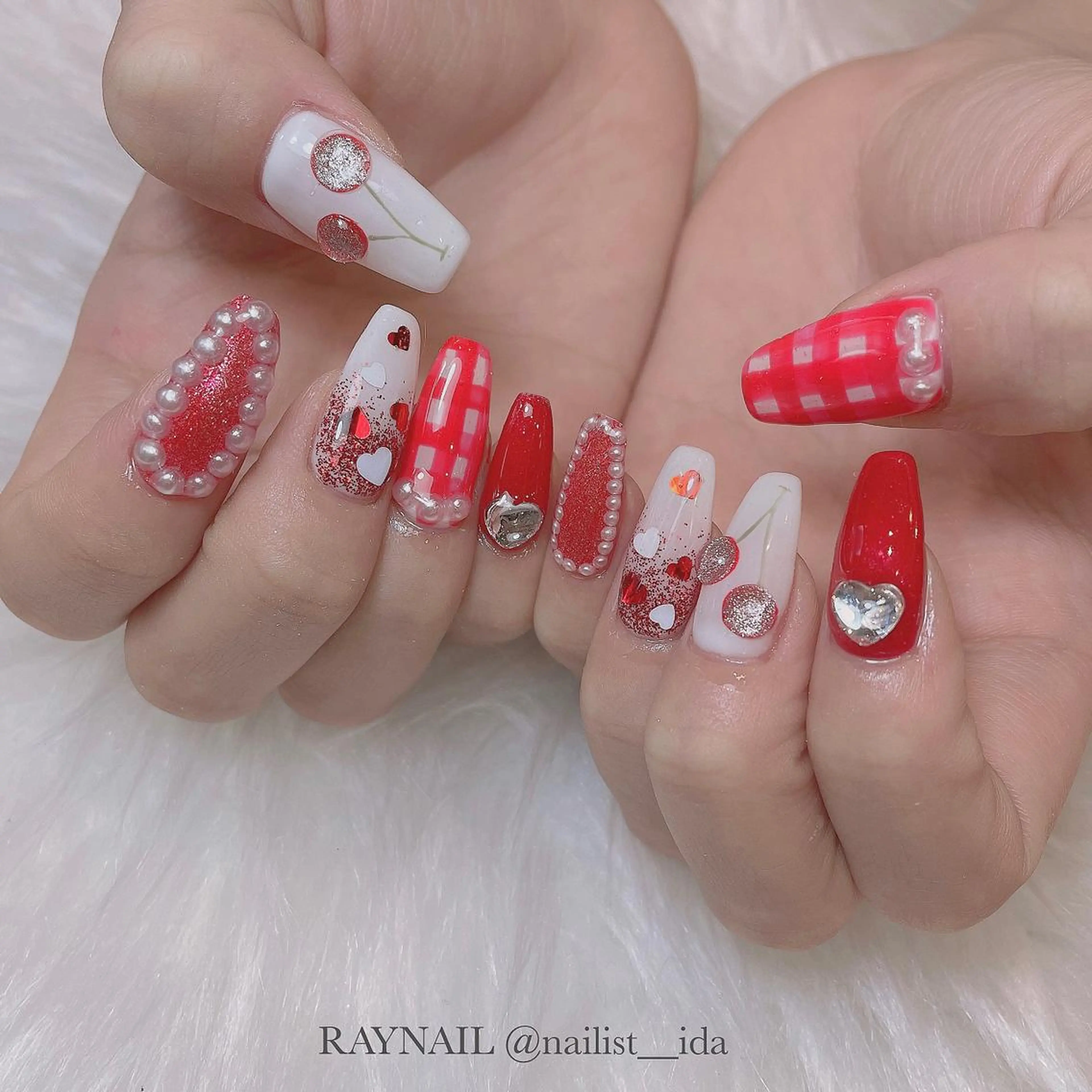 ネイル Arowa 伊田のネイルデザイン