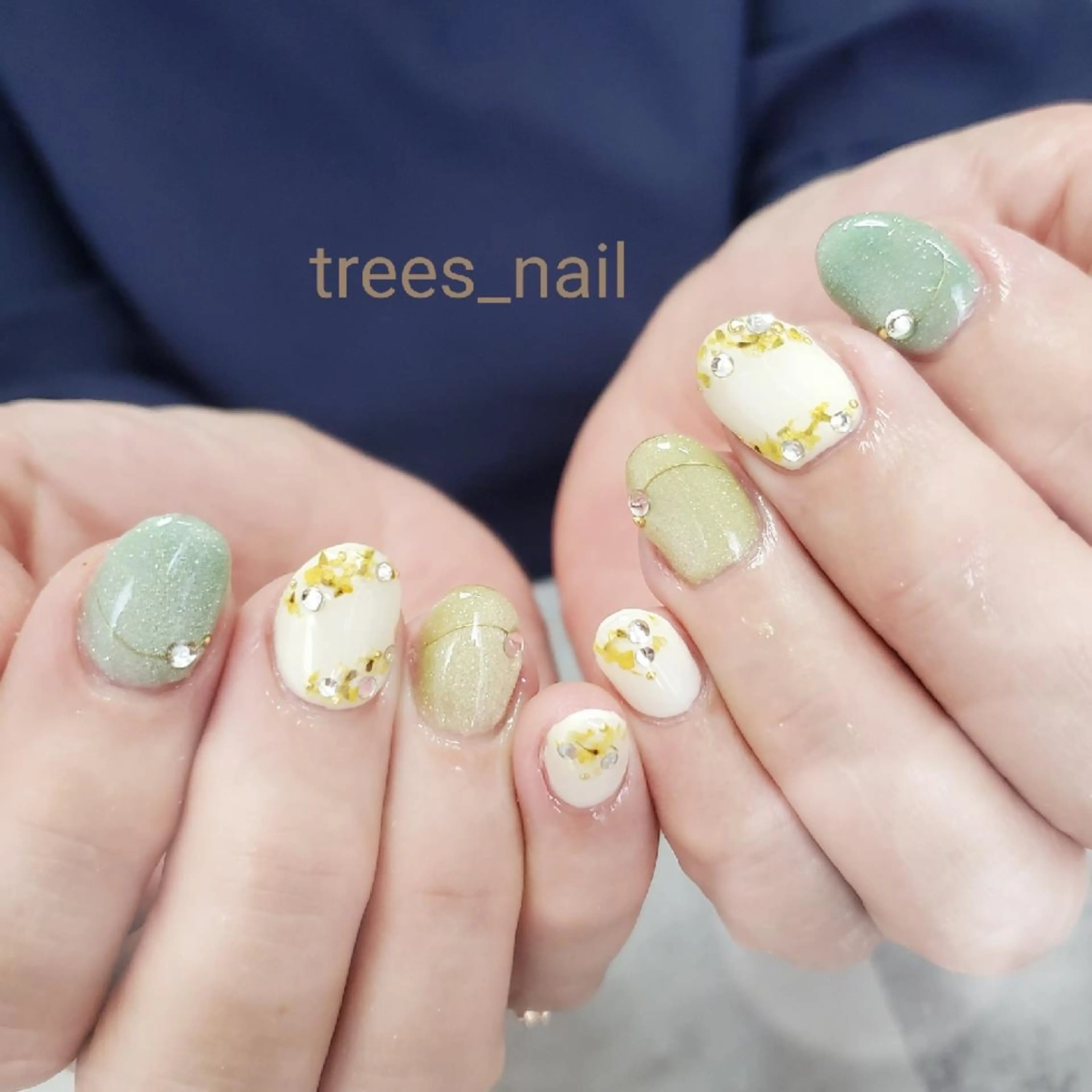 ネイル trees_ nailのネイルデザイン