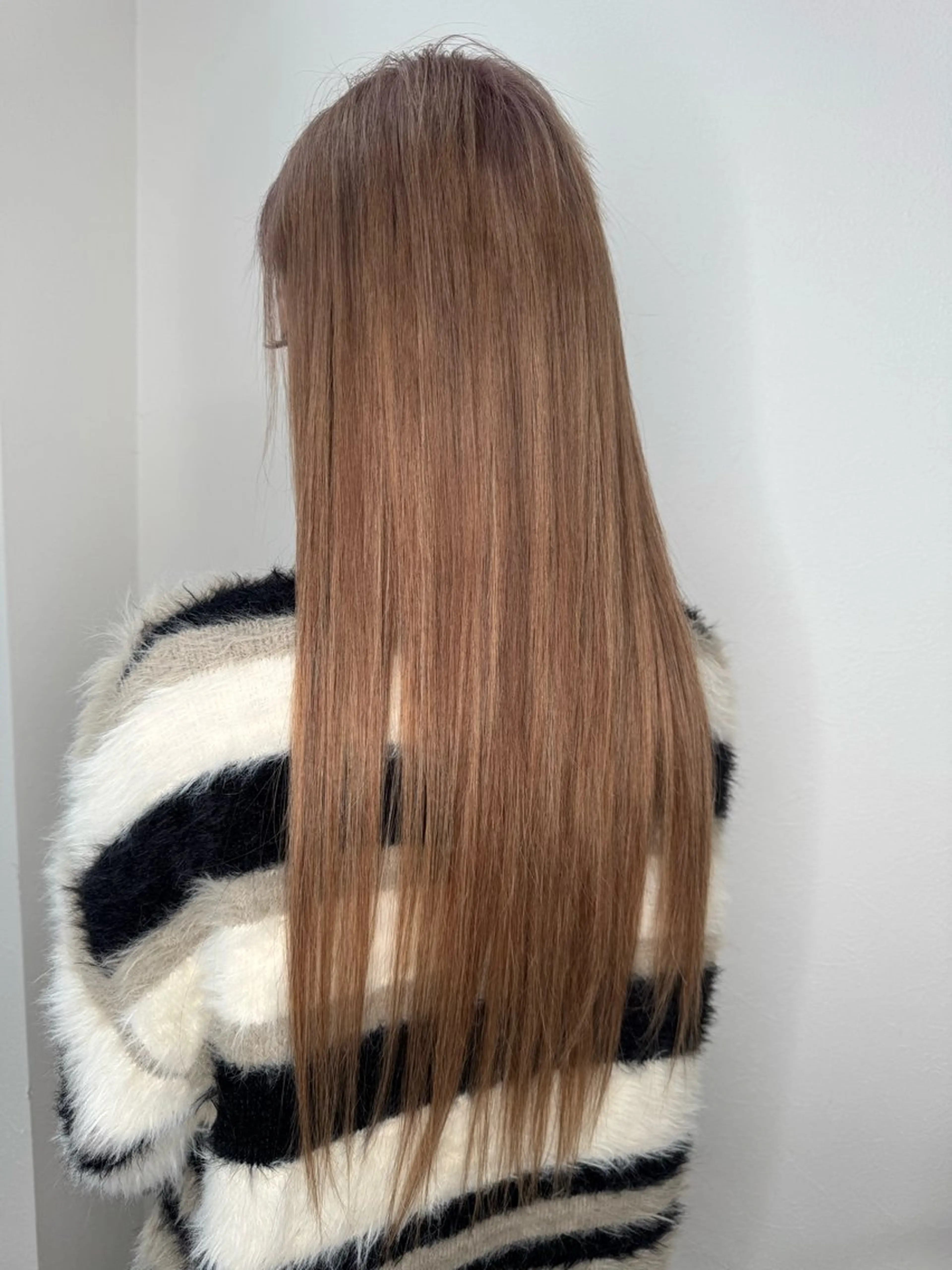 ロング シールエクステ エクステ ヘアカラー トリートメント エクステ 小笠原 菜緒のヘアスタイル