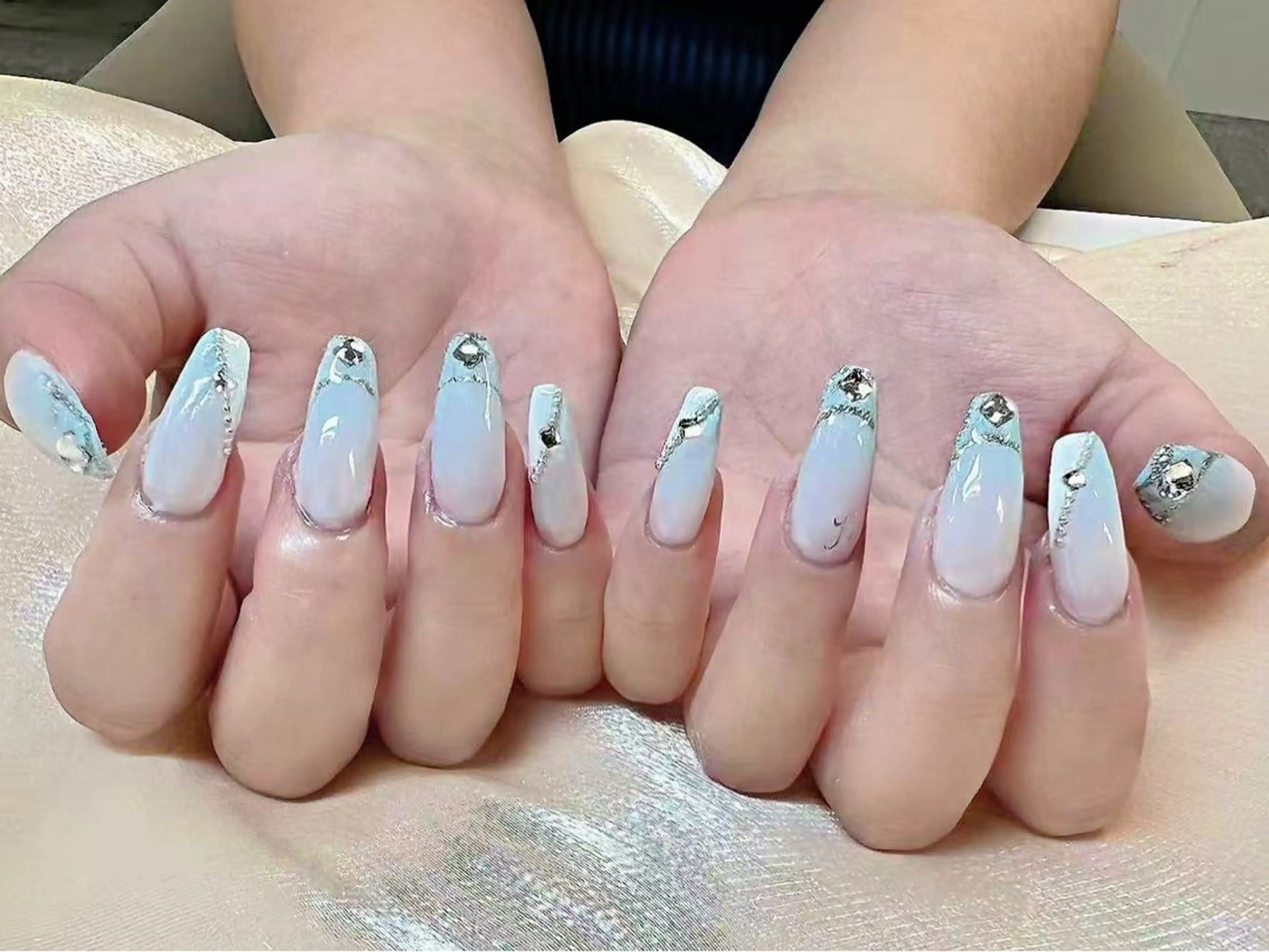 ネイル アートネイル チークネイル 長さ出し フットネイル ジェルネイル ハンドネイル ハンドケア ラッキーネイルサロン 西川口東口店のネイルデザイン