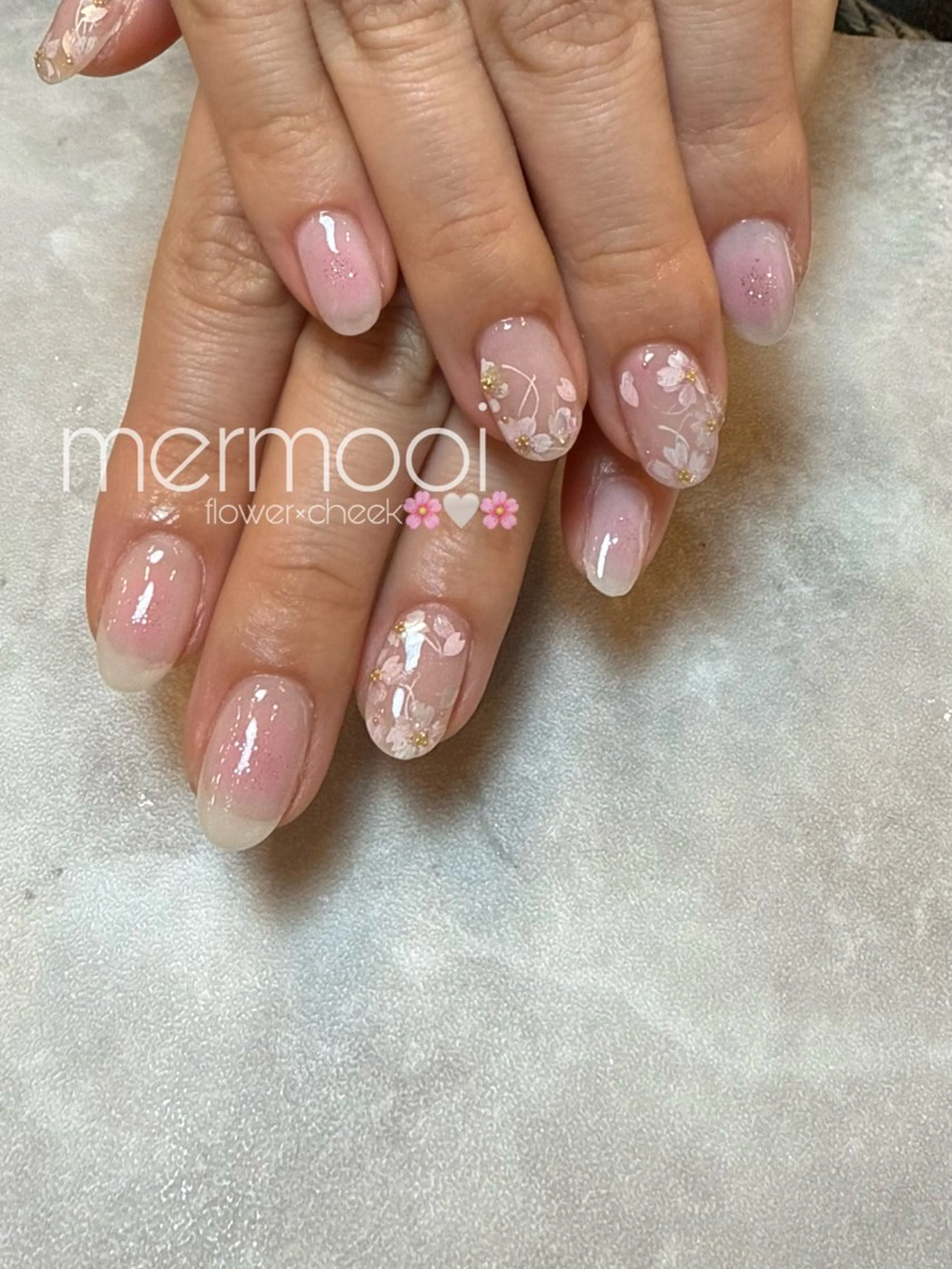 ネイル チークネイル 桜ネイル 春ネイル ハンドネイル mermooi所属・melumooi nailのネイルデザイン