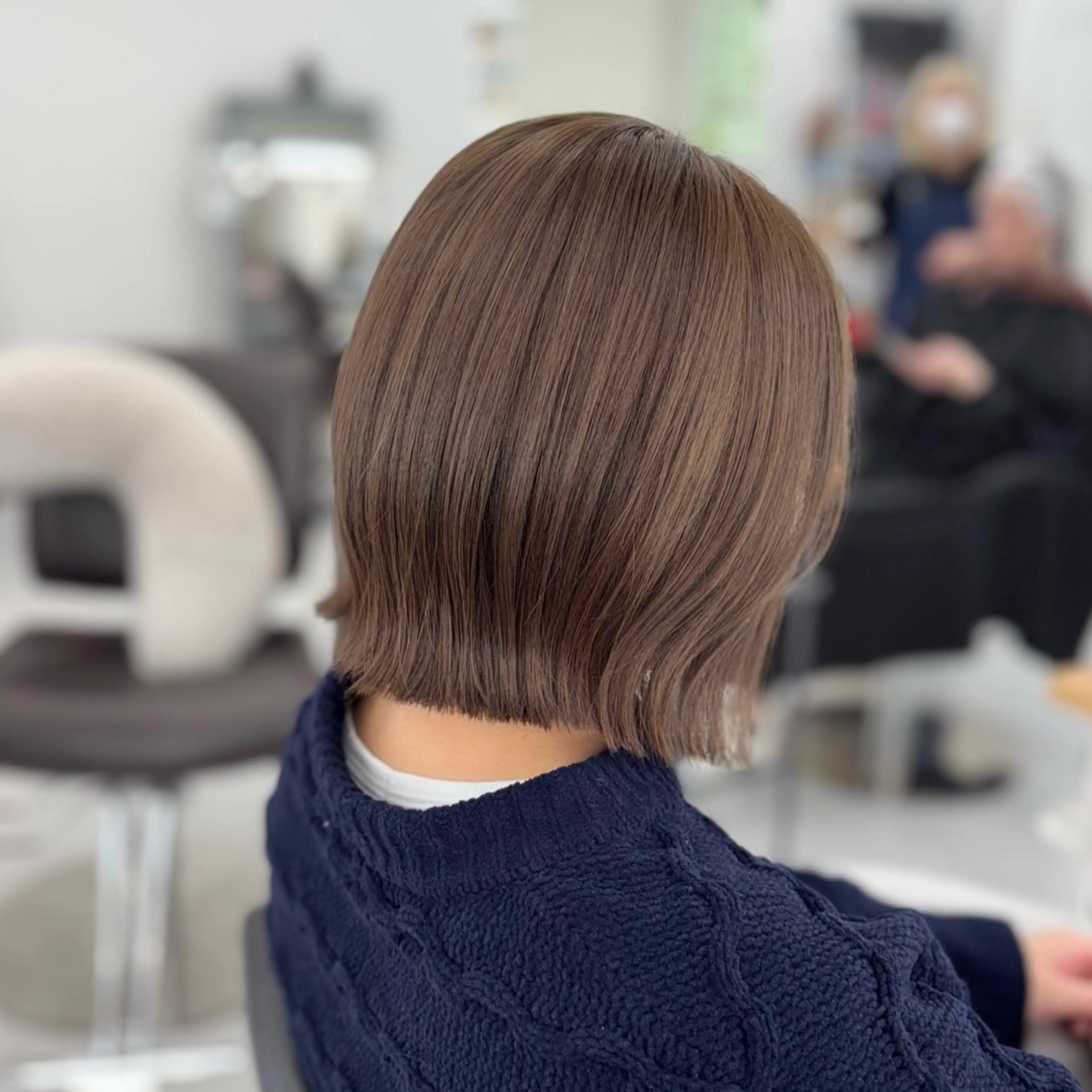 ショート カット ヘアカラー MANA艶髪 暖色カラー/髪質改善のヘアスタイル