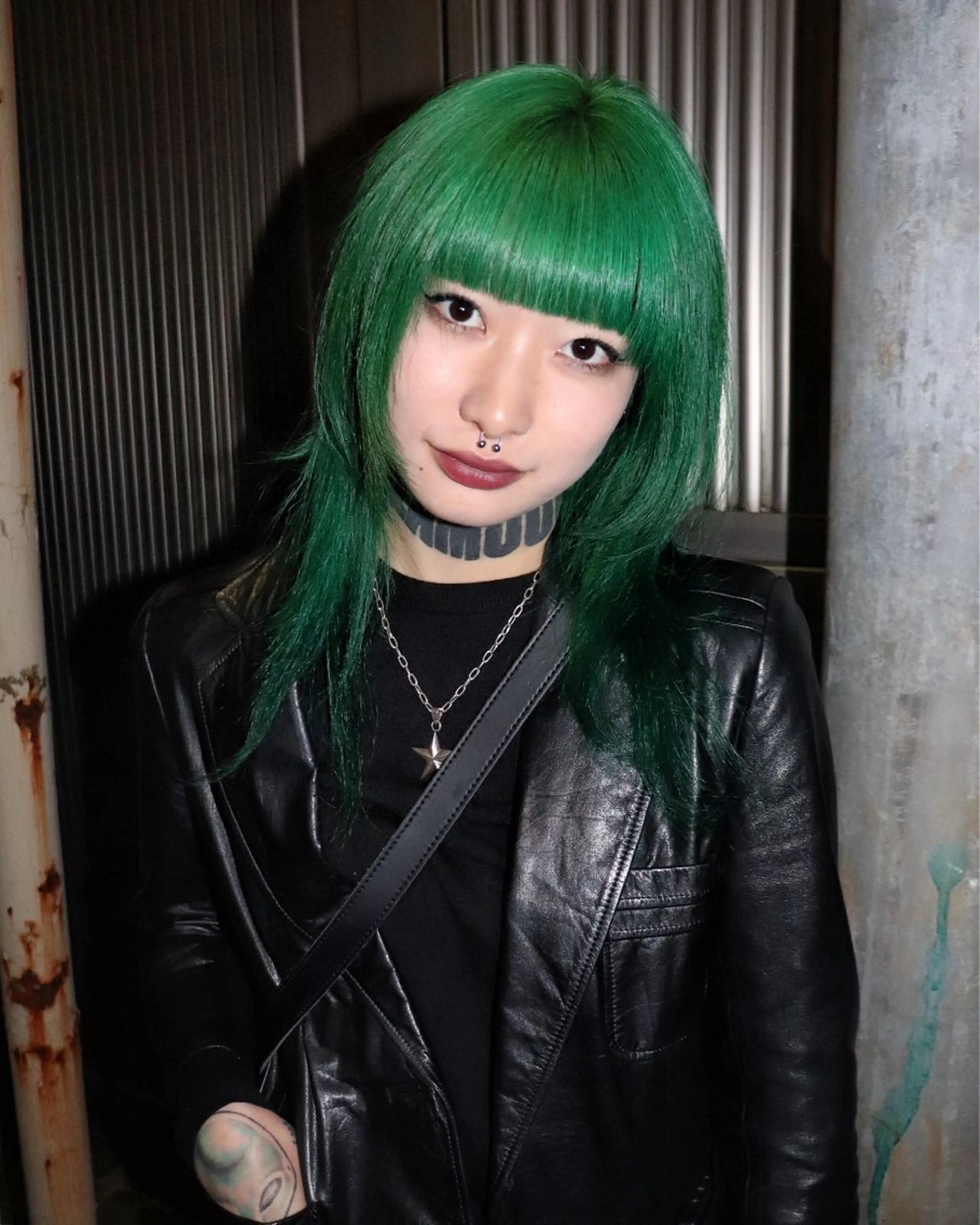 セミロング カラー ヘアアレンジ ヘアカラー @kyoniyy KYONIのヘアスタイル