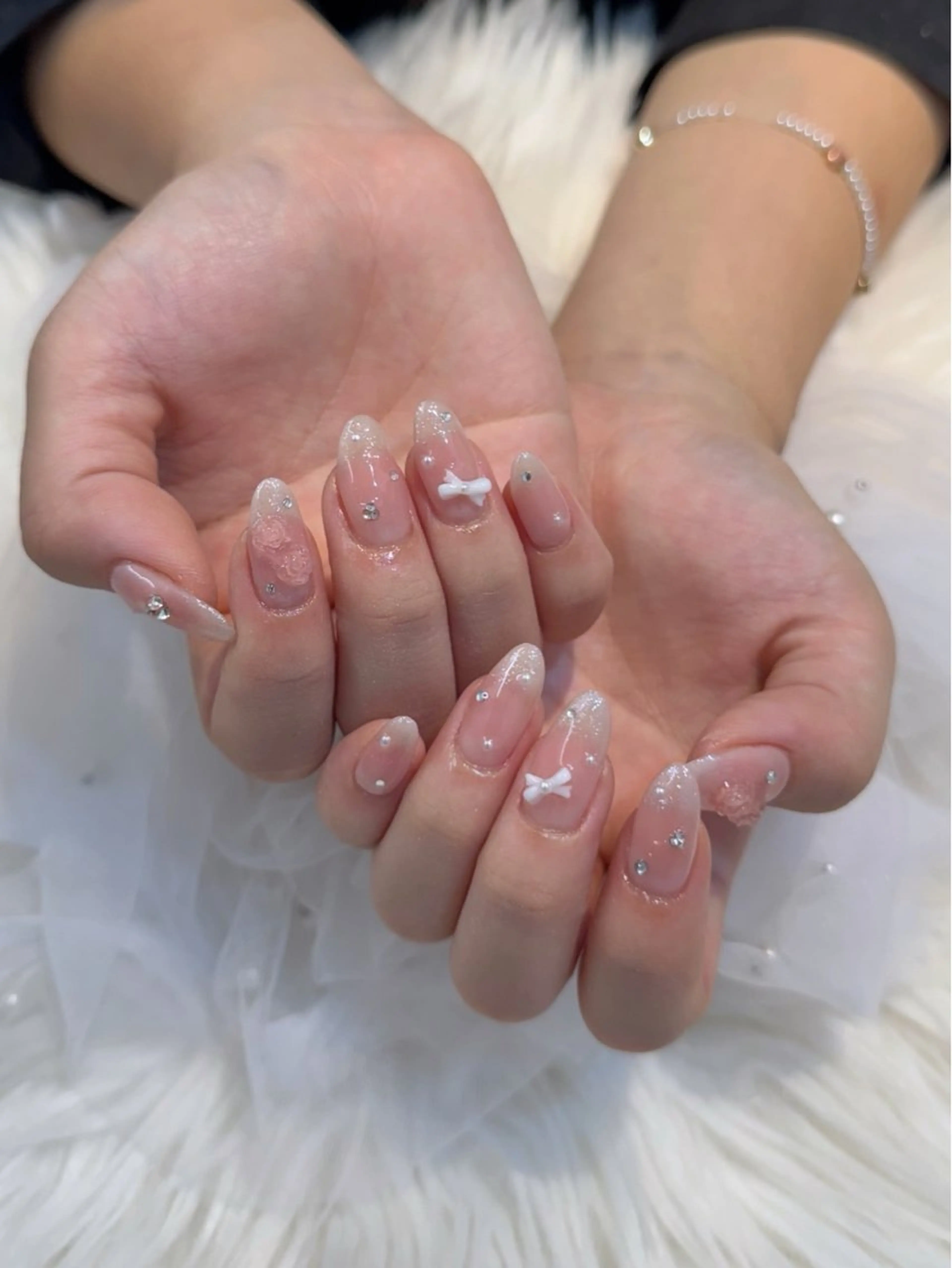 ネイル チークネイル ハンドネイル ハンドケア Chizuru ☾ ໋のネイルデザイン