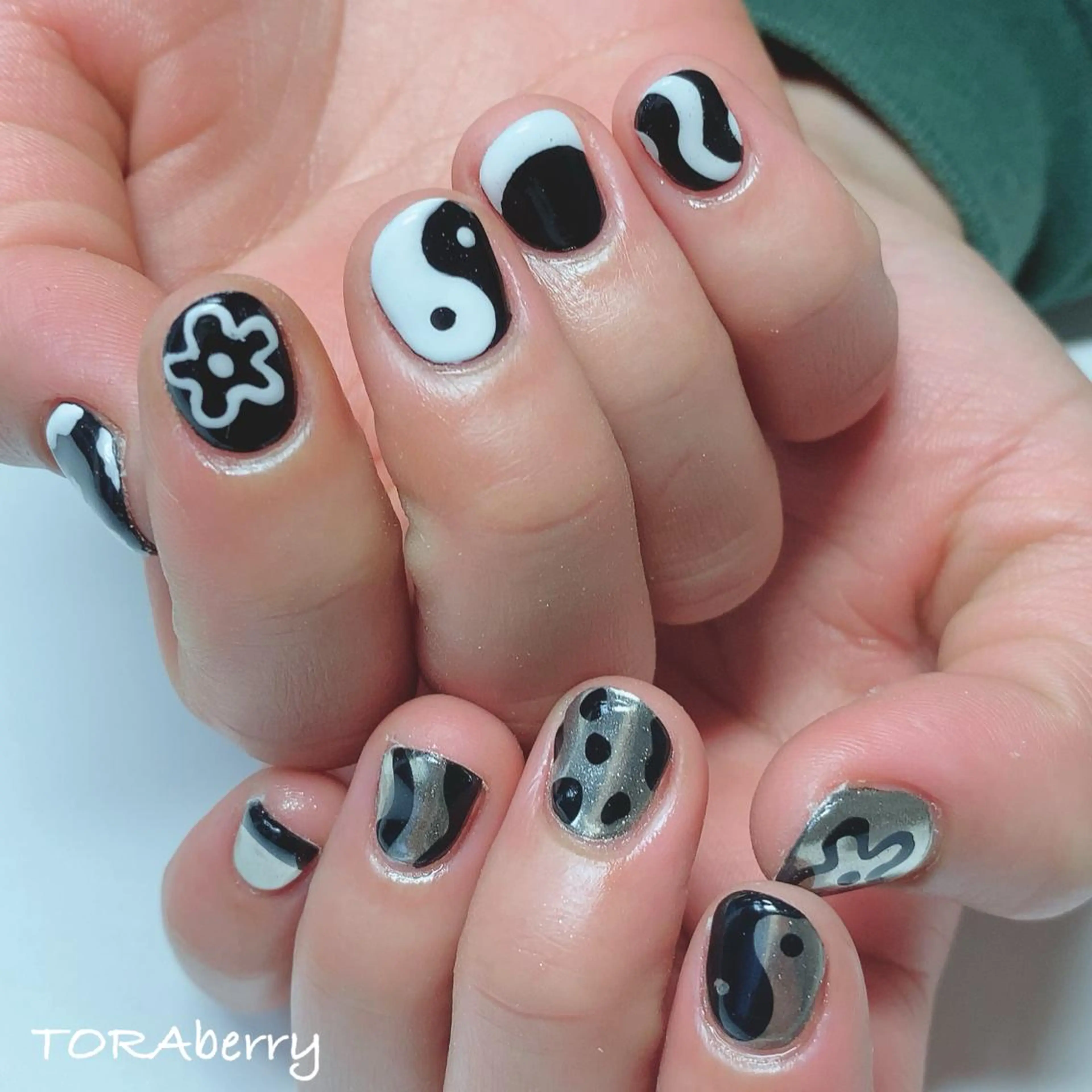 ネイル ハンドネイル ネイリスト なつみのネイルデザイン