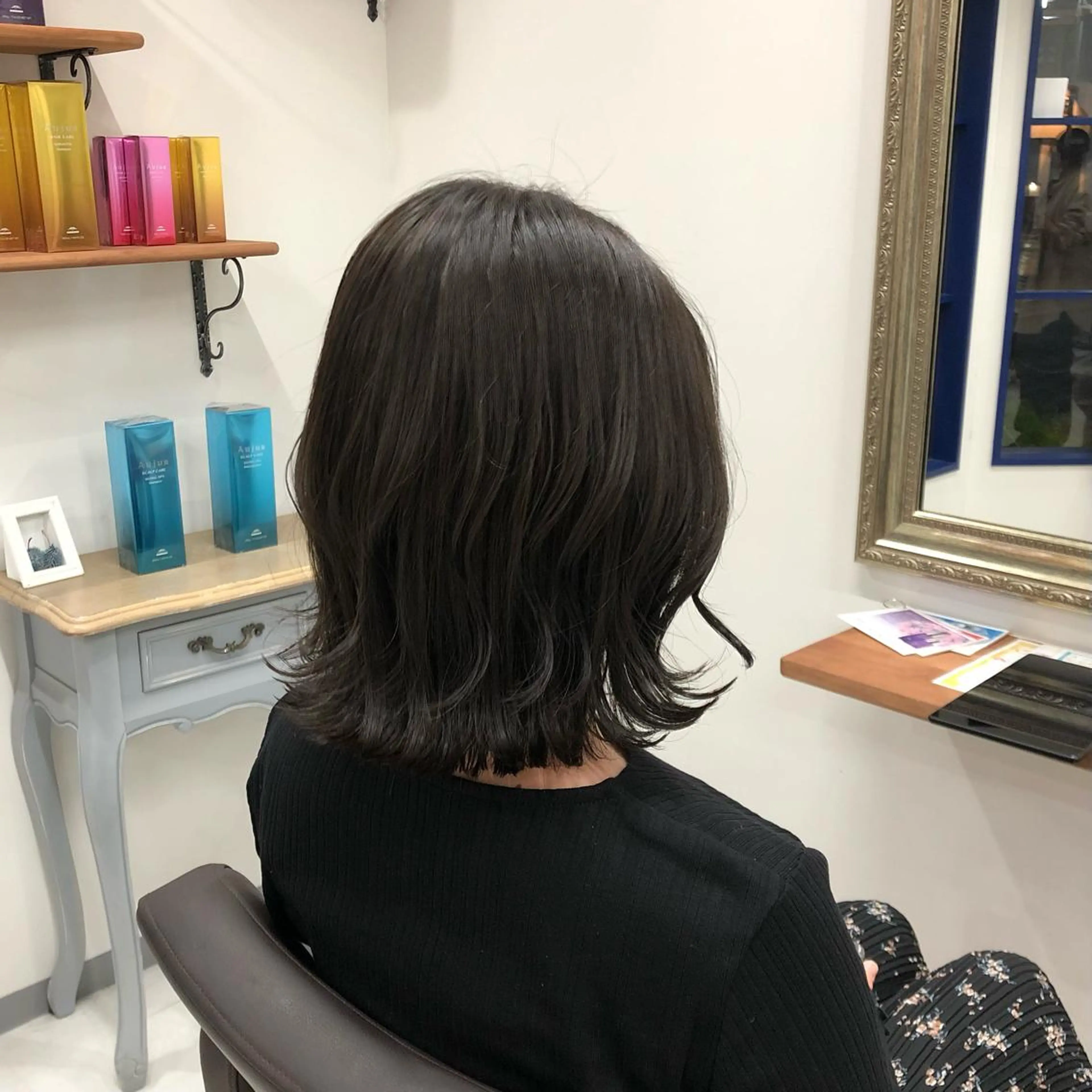 ミディアム 山本 佳奈のヘアスタイル