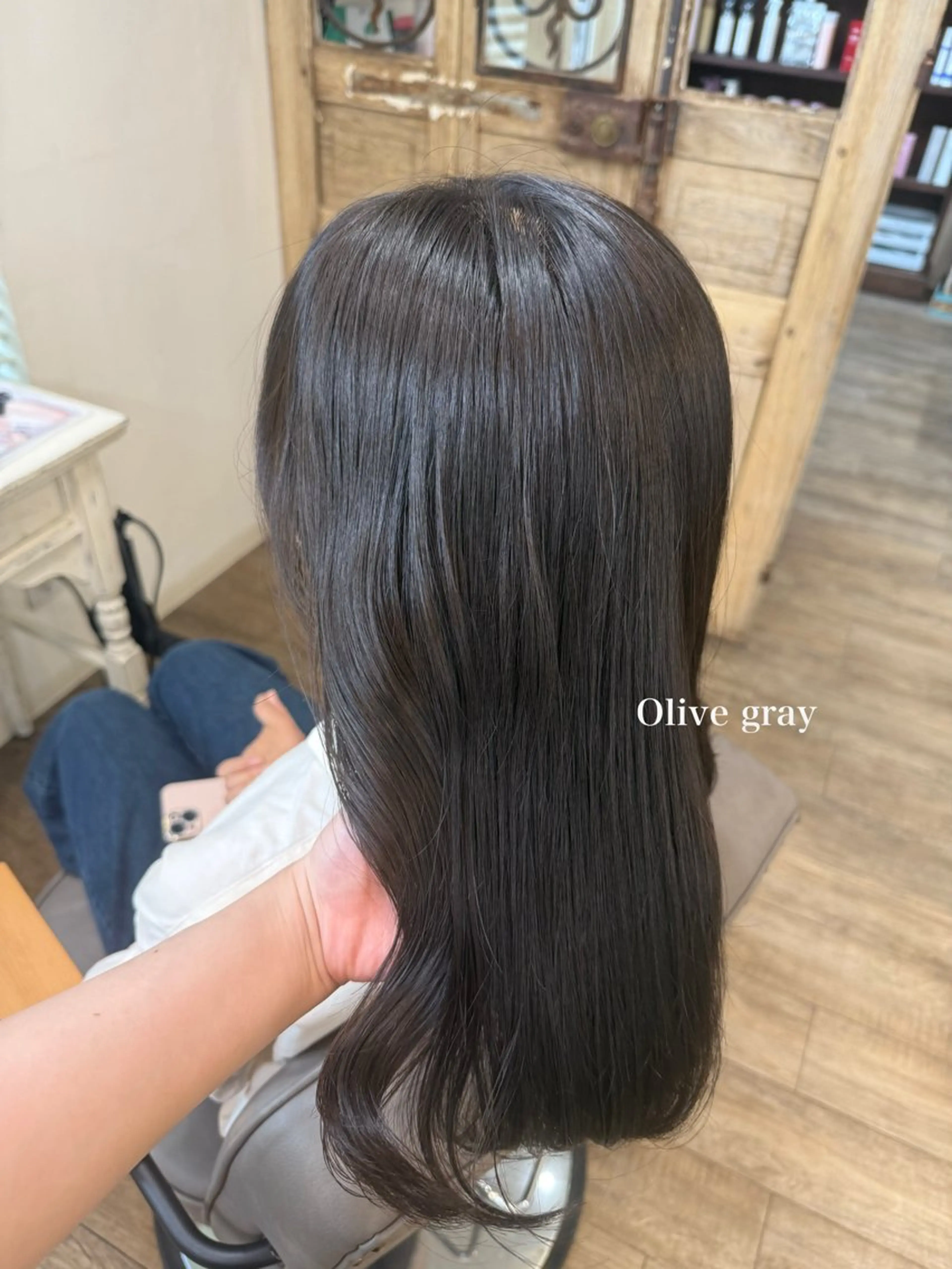 ミディアム ヘアカラー Rinka/レイヤー /透明感カラーのヘアスタイル