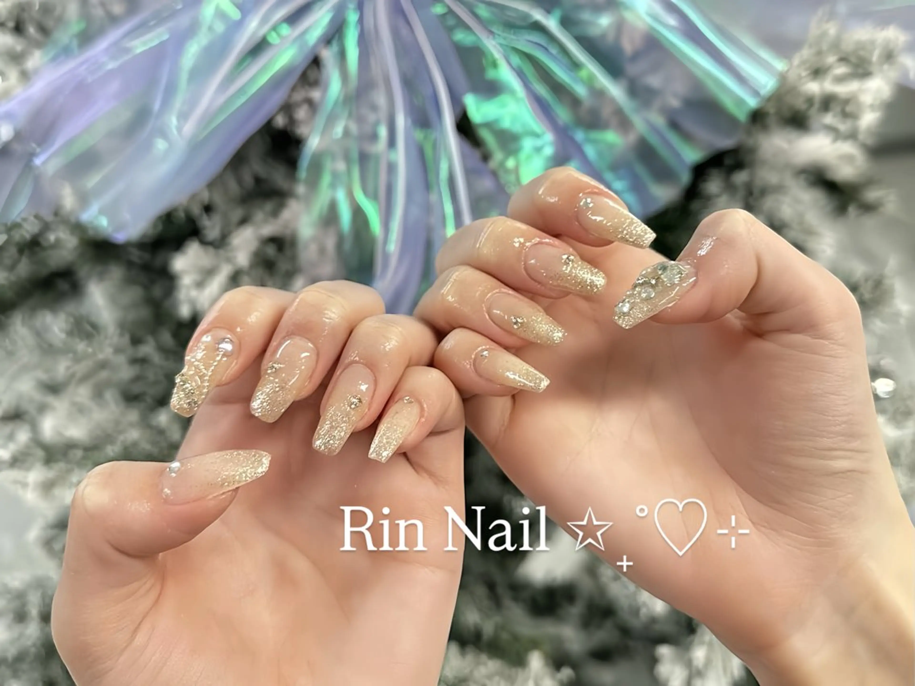 メンズ ネイル メンズ韓国風 アートネイル オーロラネイル クリアネイル 長さ出し ハンドネイル Rin Nail 新大久保店のネイルデザイン