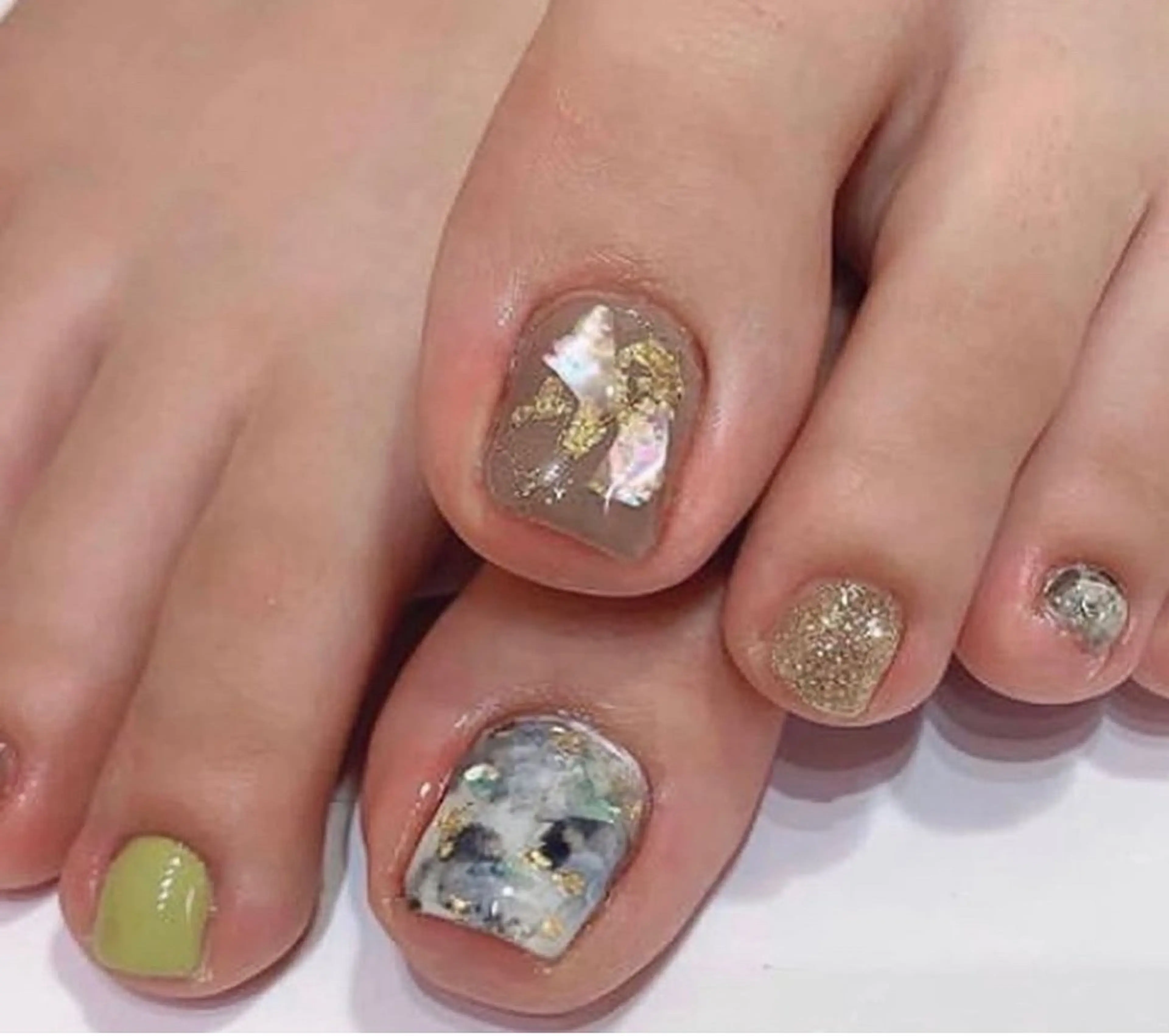 ネイル えくにゃん所属・AMAGASAKI LISAのネイルデザイン