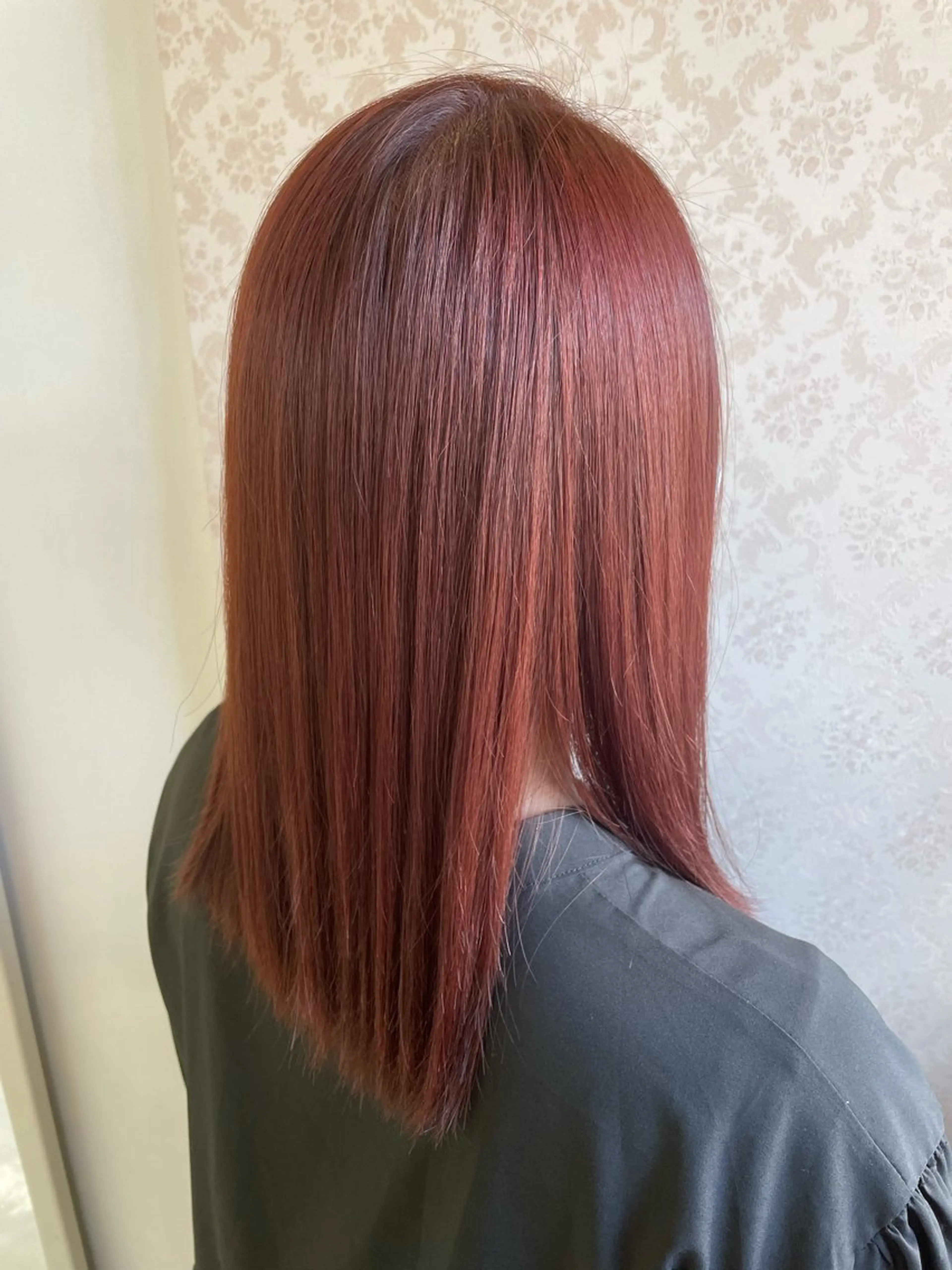 カラー ヒヨシ ルナのヘアスタイル