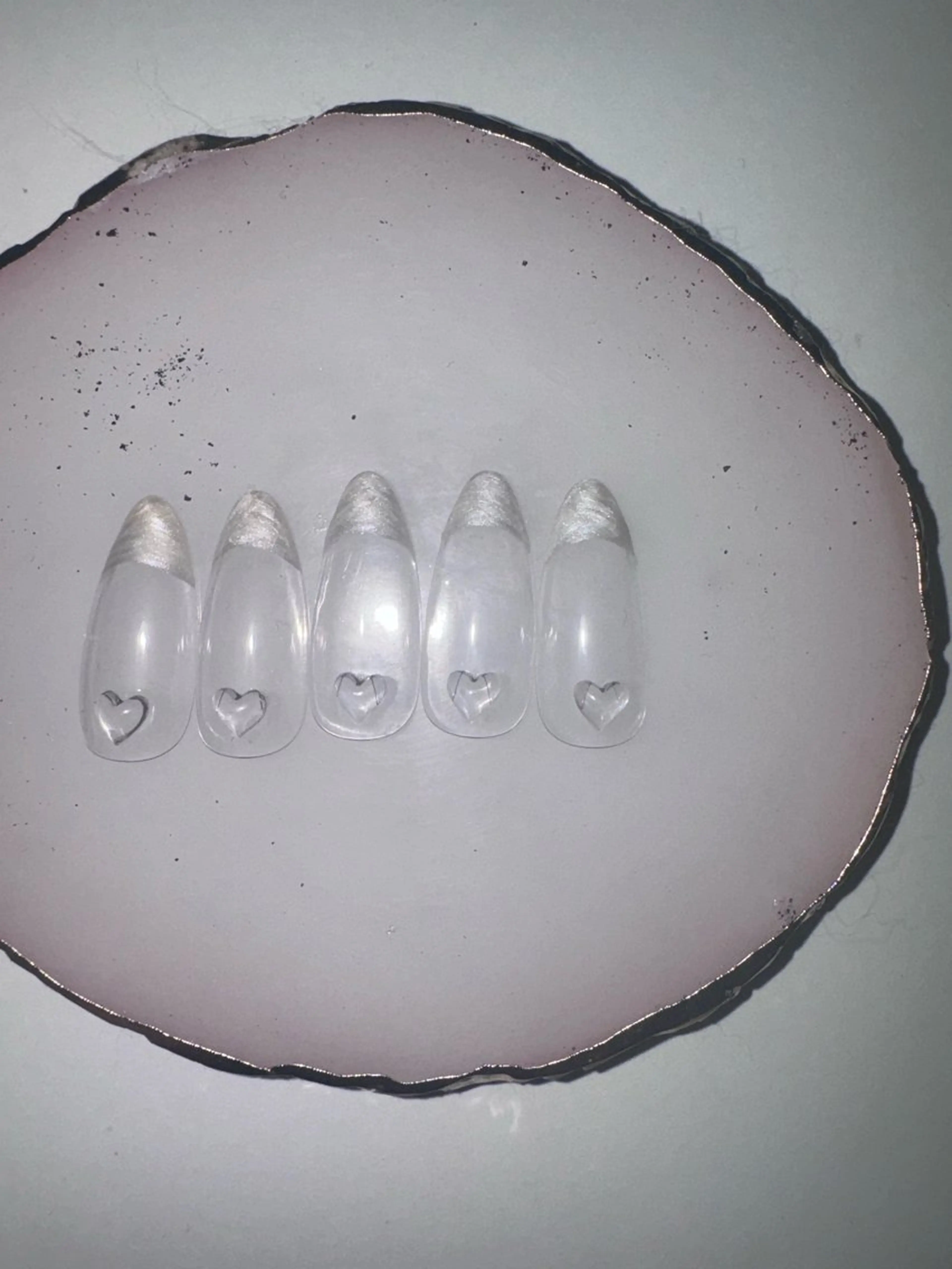 ネイル オーロラネイル on nail 尾張旭三郷店のネイルデザイン